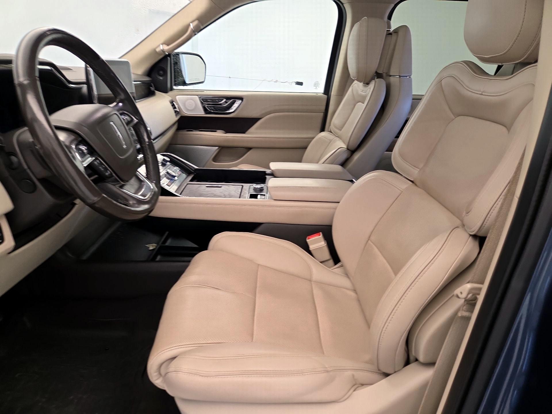 Thumbnail: 2018 Lincoln Navigator - 11