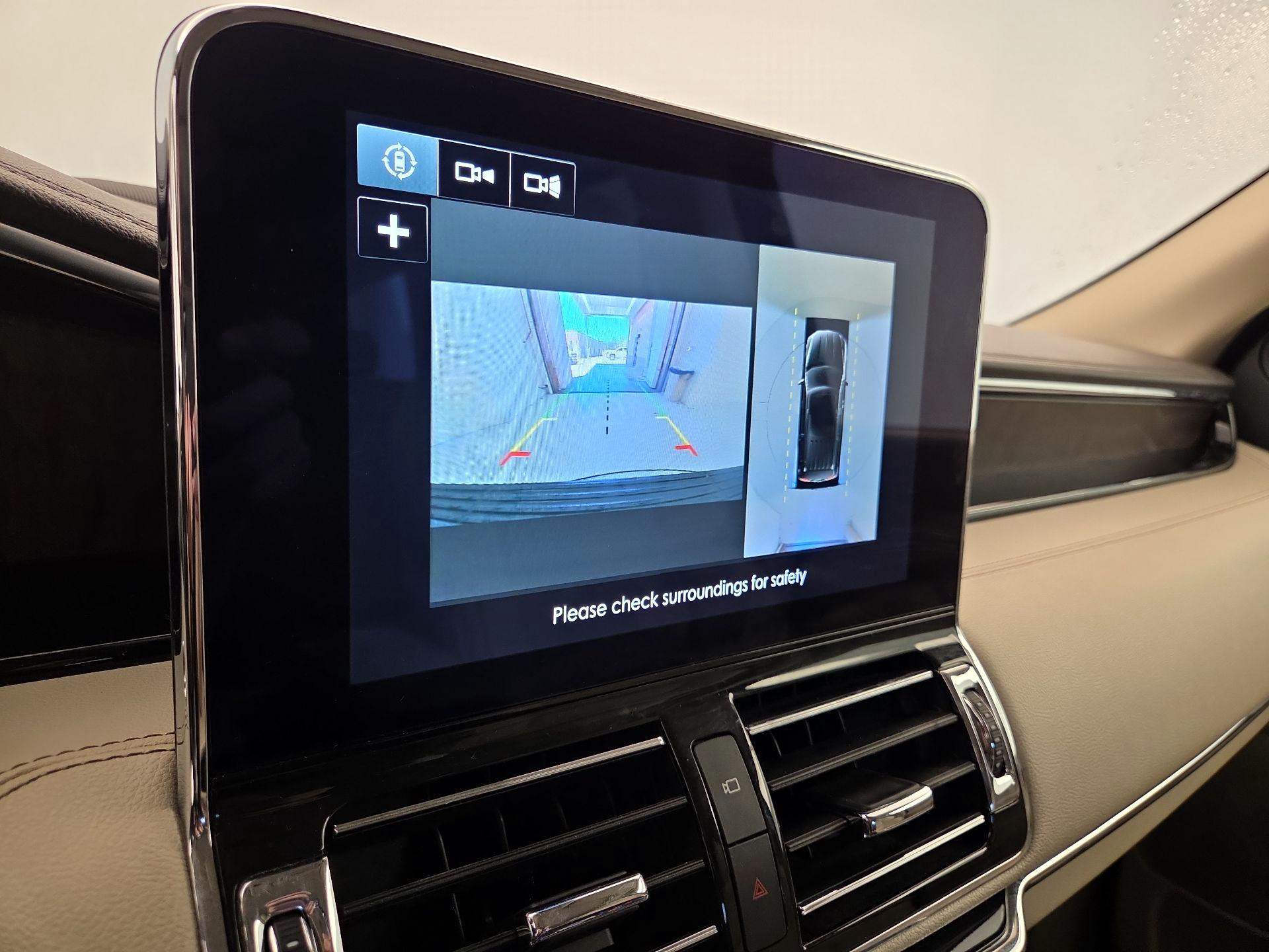 Thumbnail: 2018 Lincoln Navigator - 14