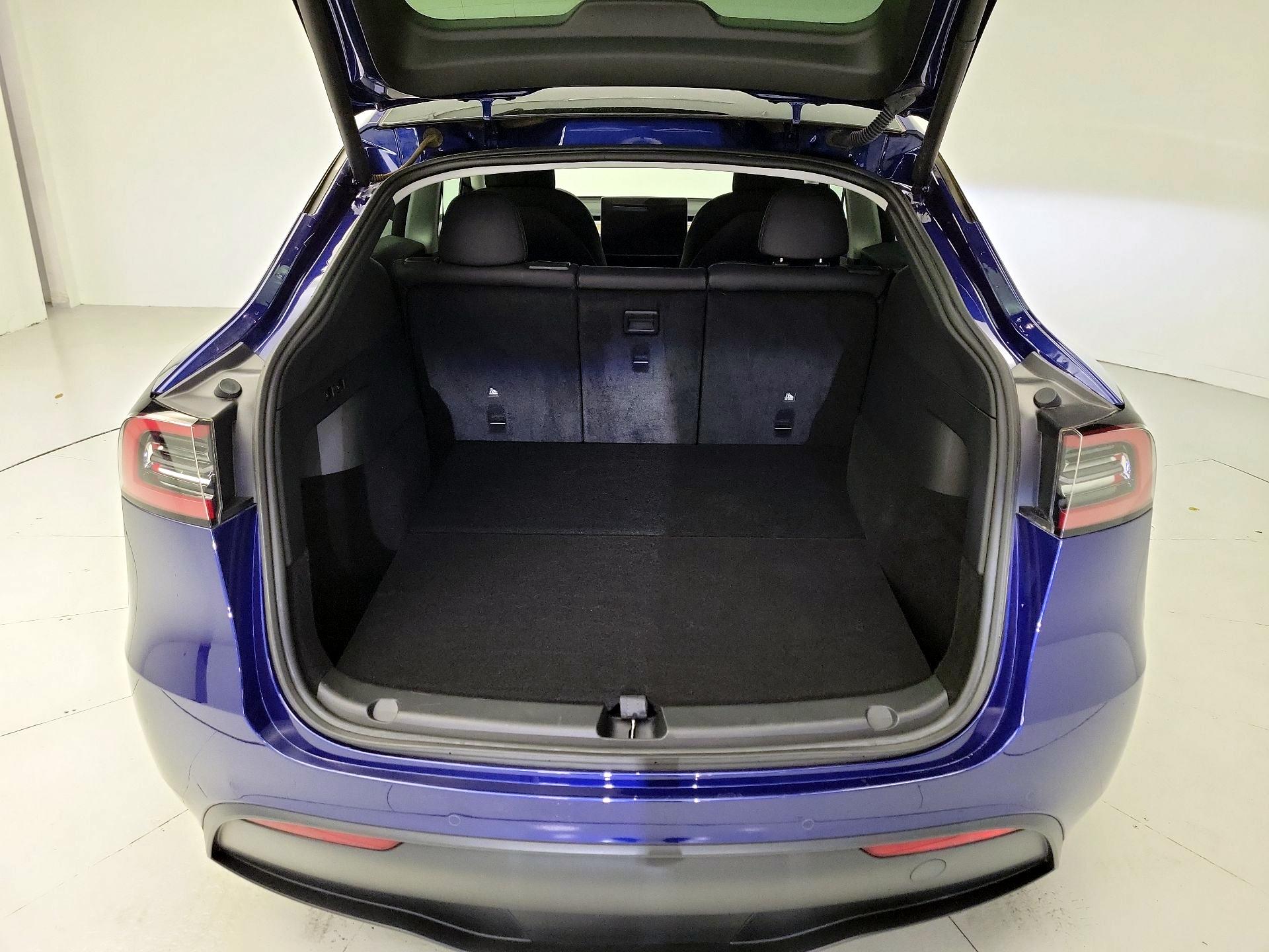 Thumbnail: 2022 Tesla Model Y - 20