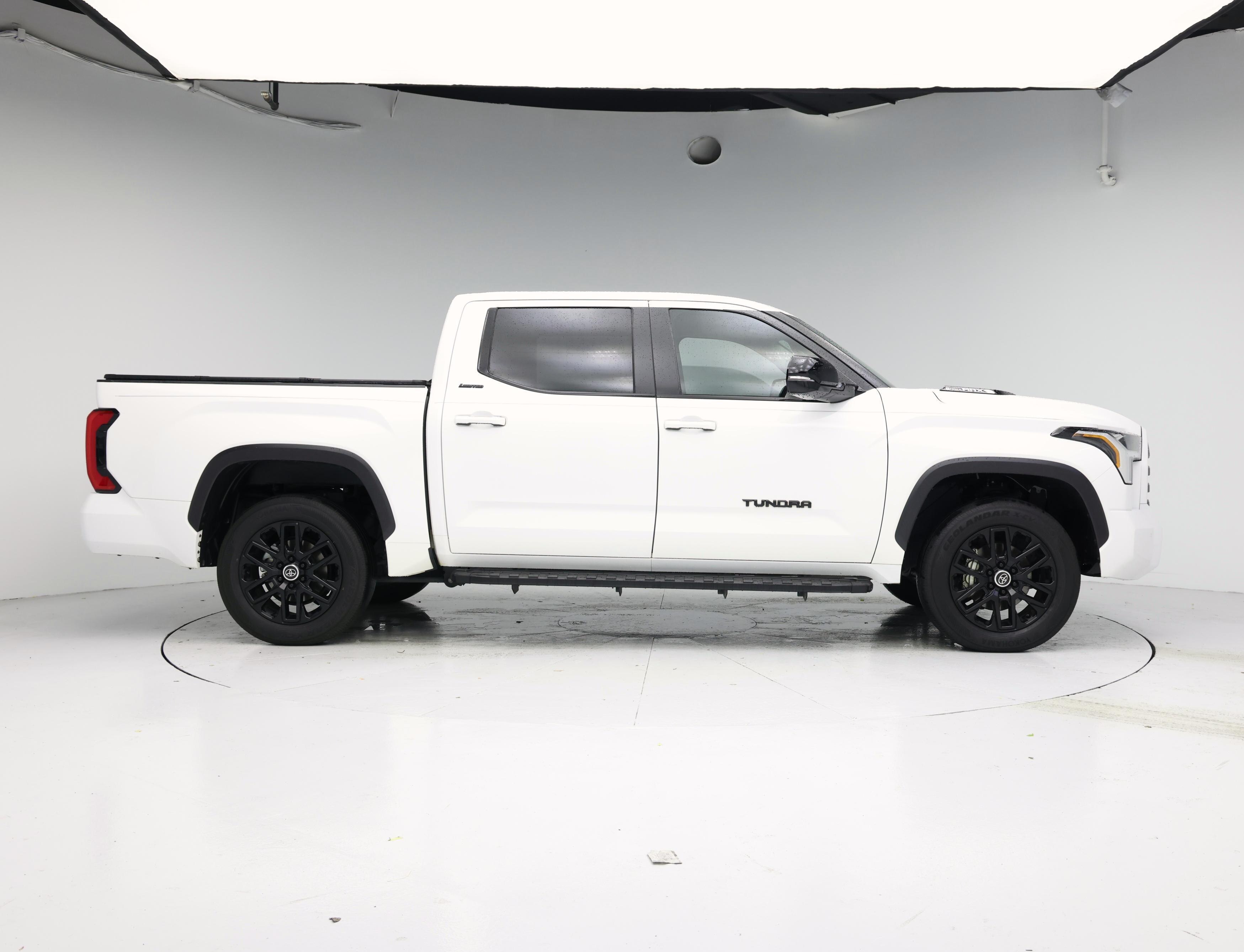 Thumbnail: 2024 Toyota Tundra - 7
