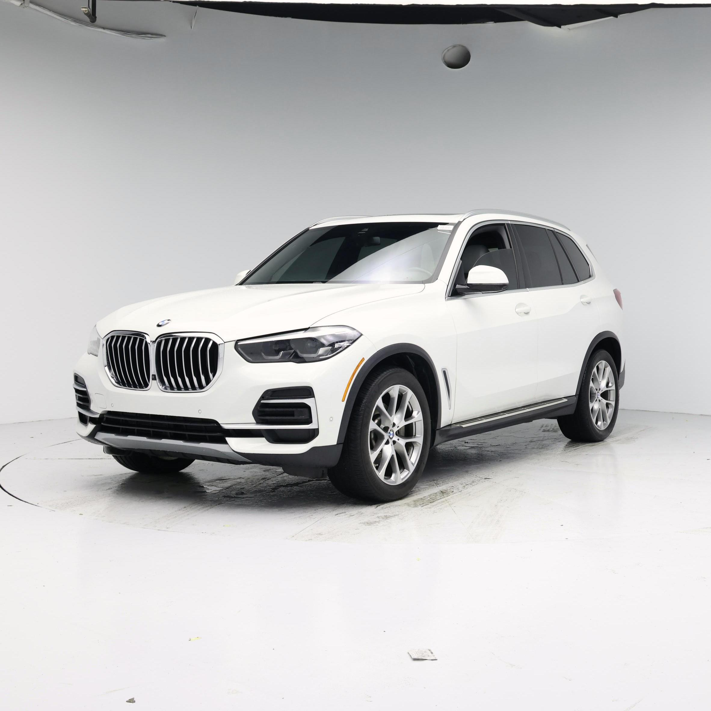 Thumbnail: 2023 BMW X5 - 4