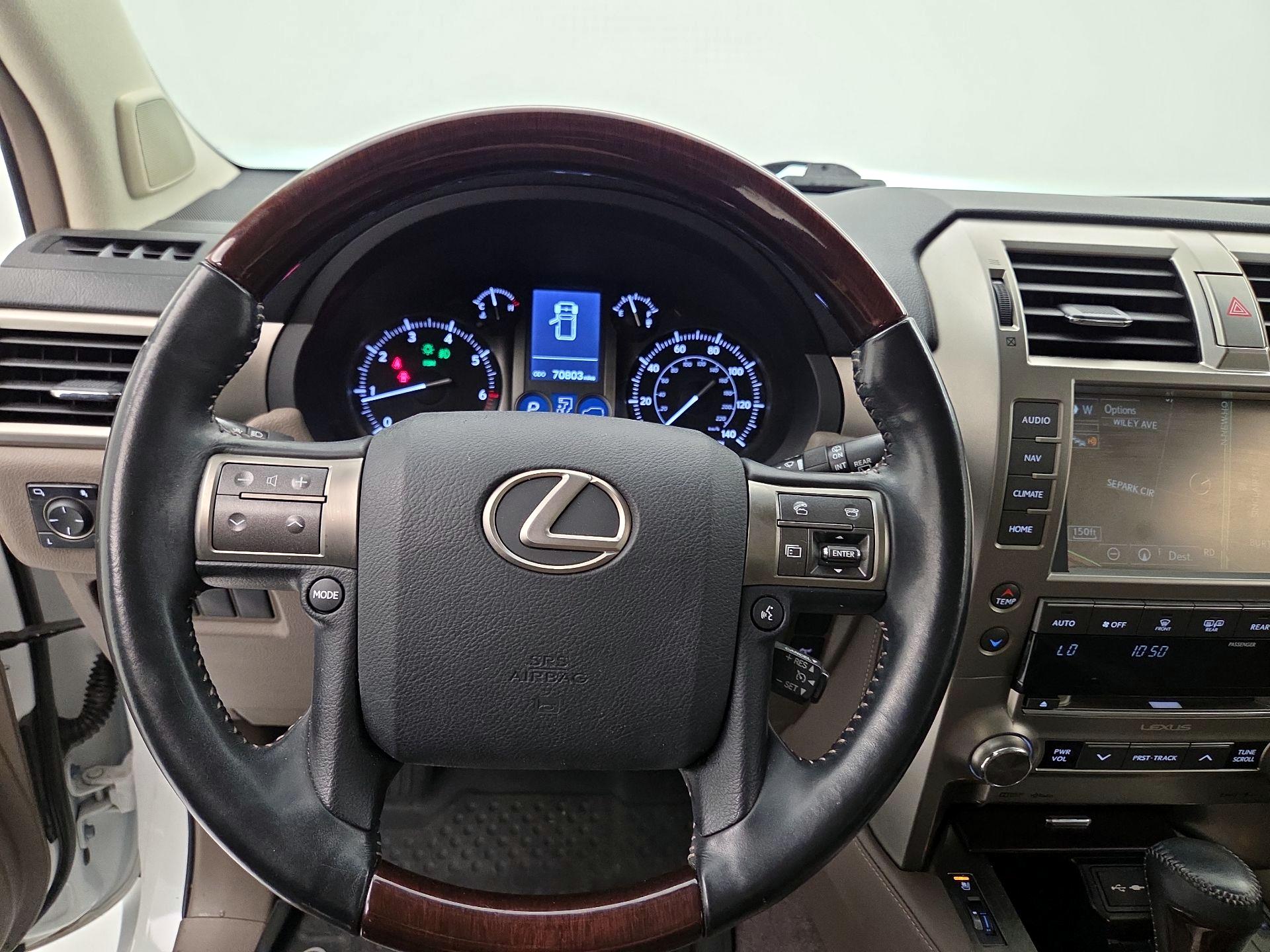Thumbnail: 2019 Lexus GX - 10
