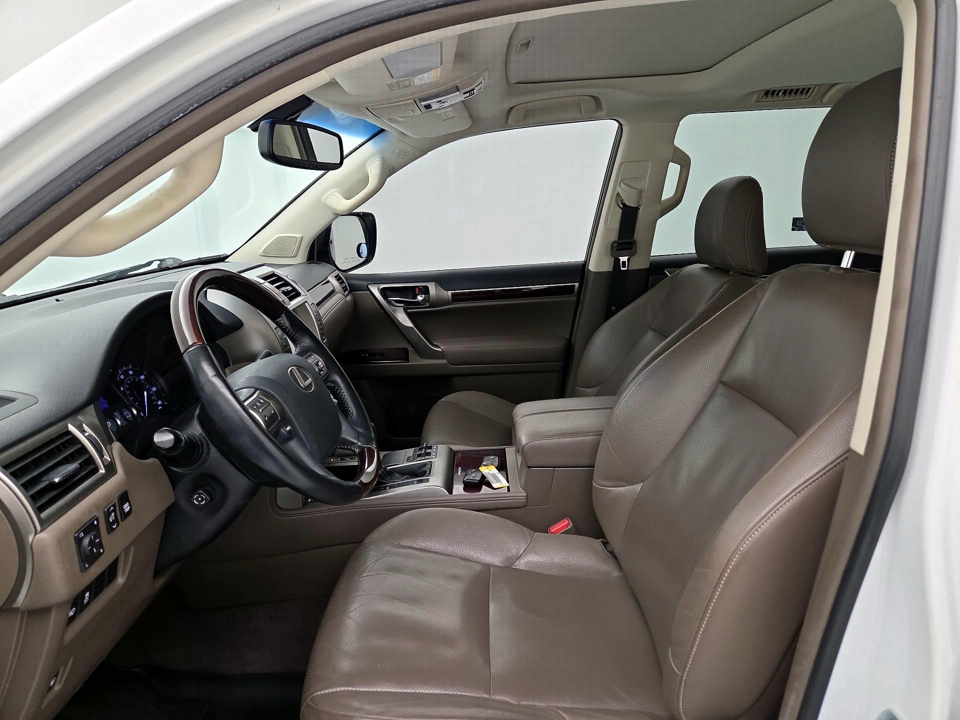 Thumbnail: 2019 Lexus GX - 11