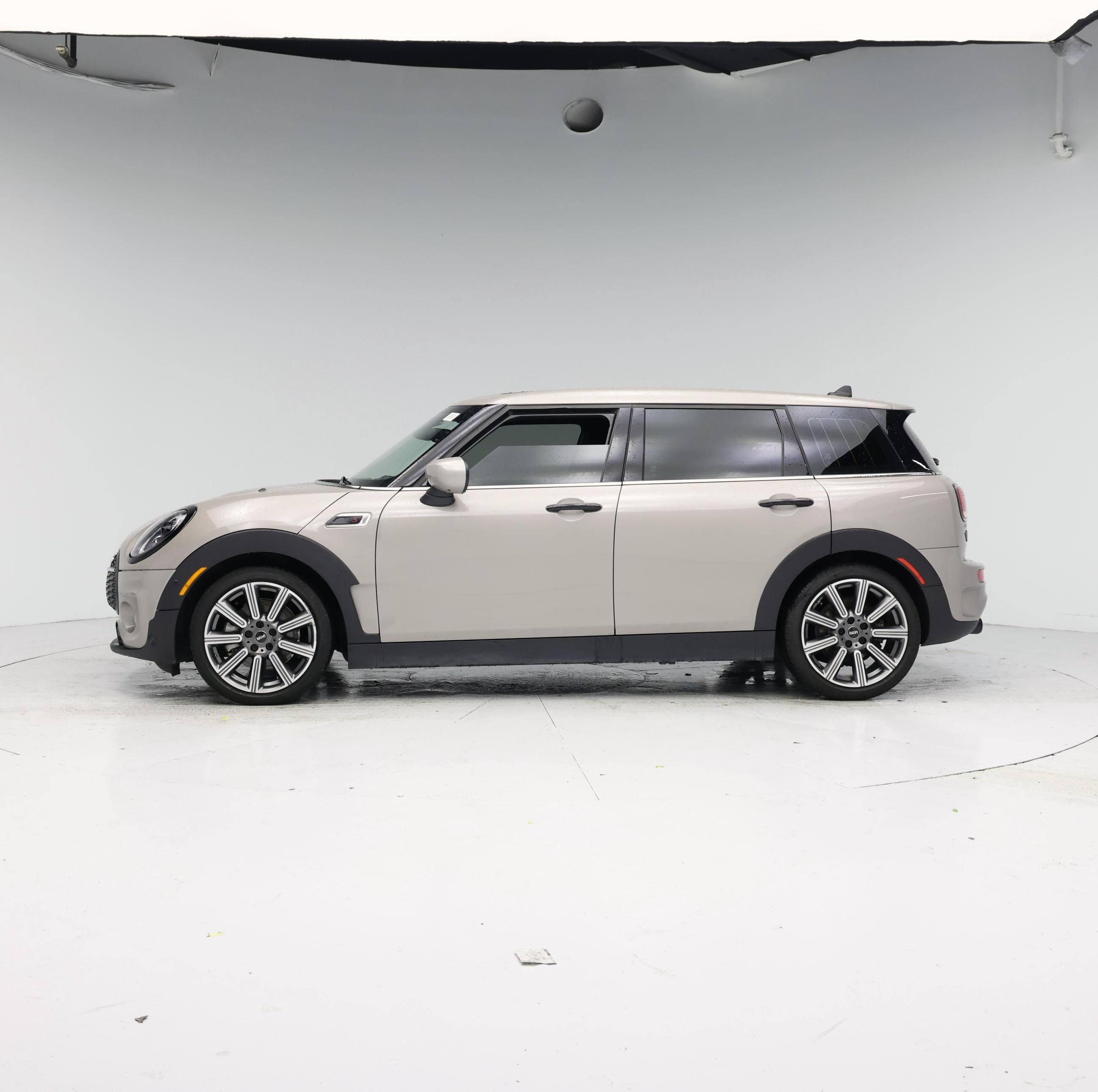 Thumbnail: 2023 MINI Cooper Clubman - 3