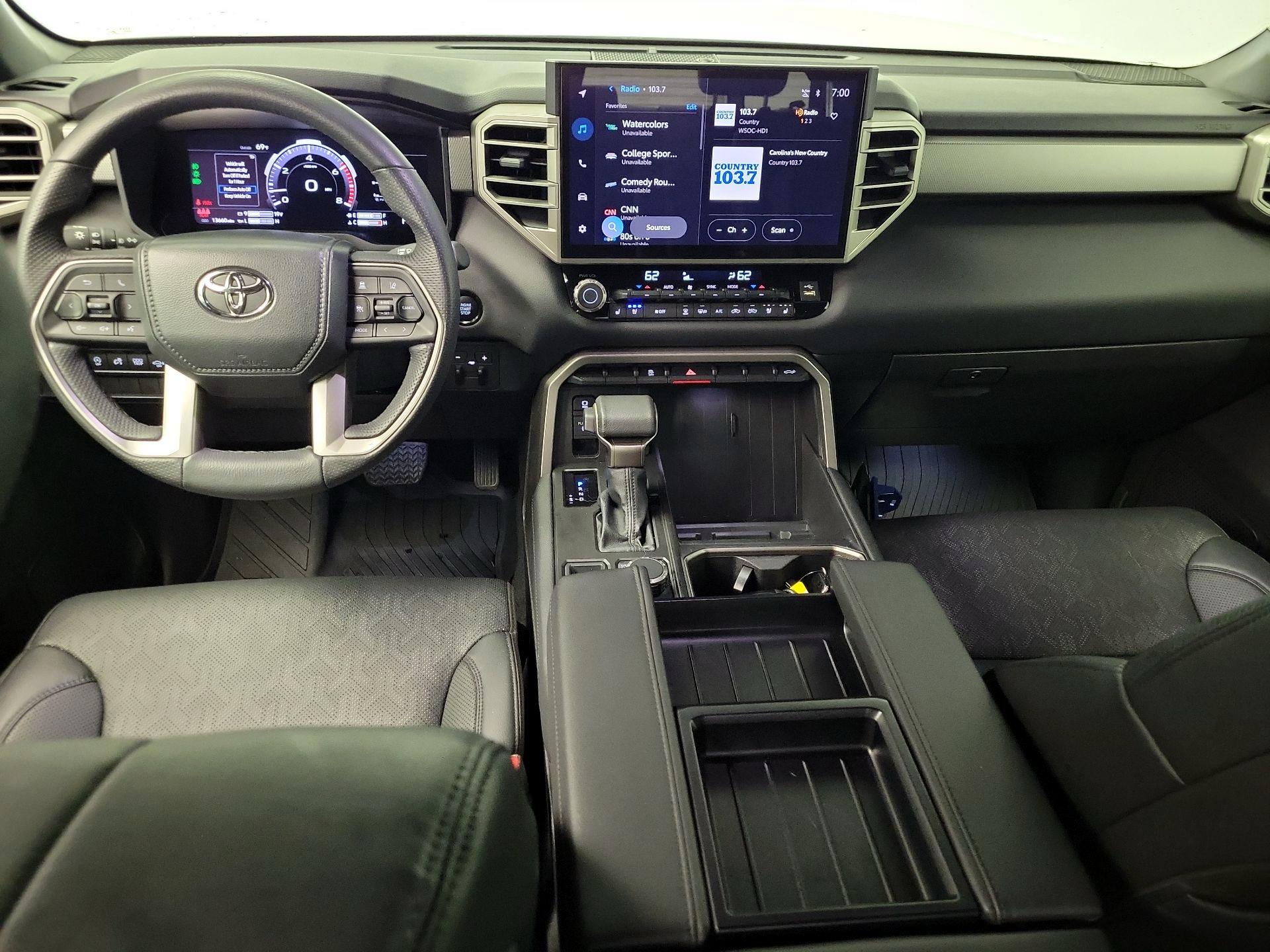 Thumbnail: 2025 Toyota Tundra - 9