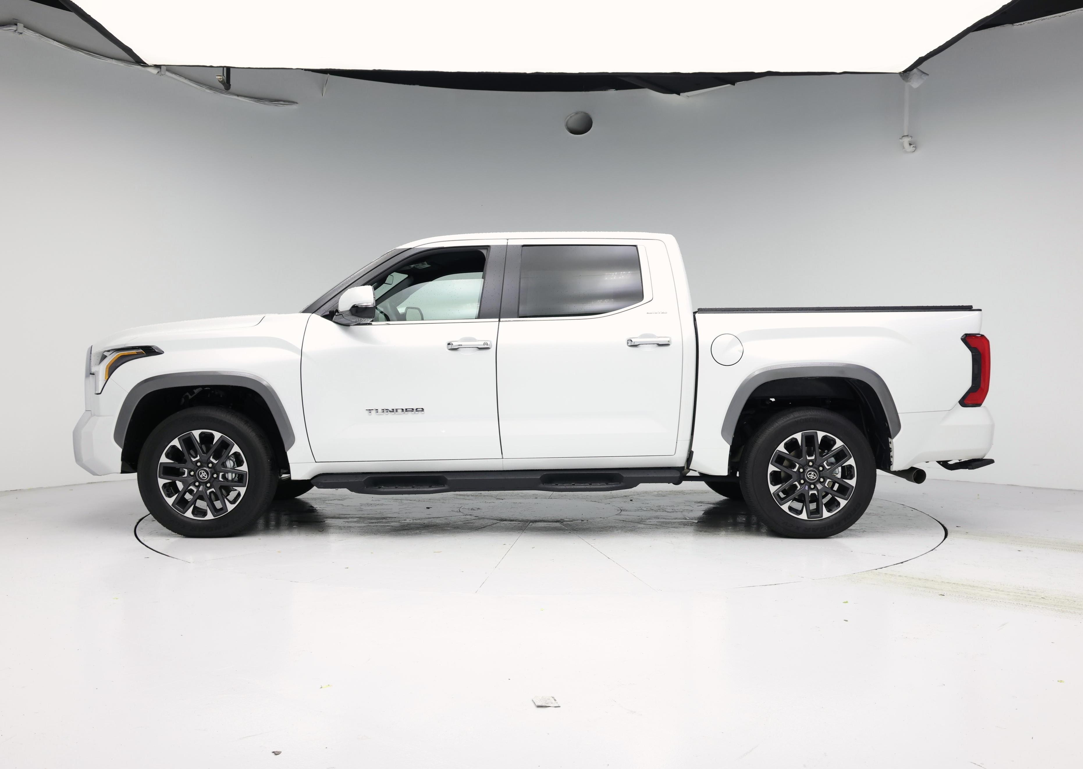 Thumbnail: 2025 Toyota Tundra - 3