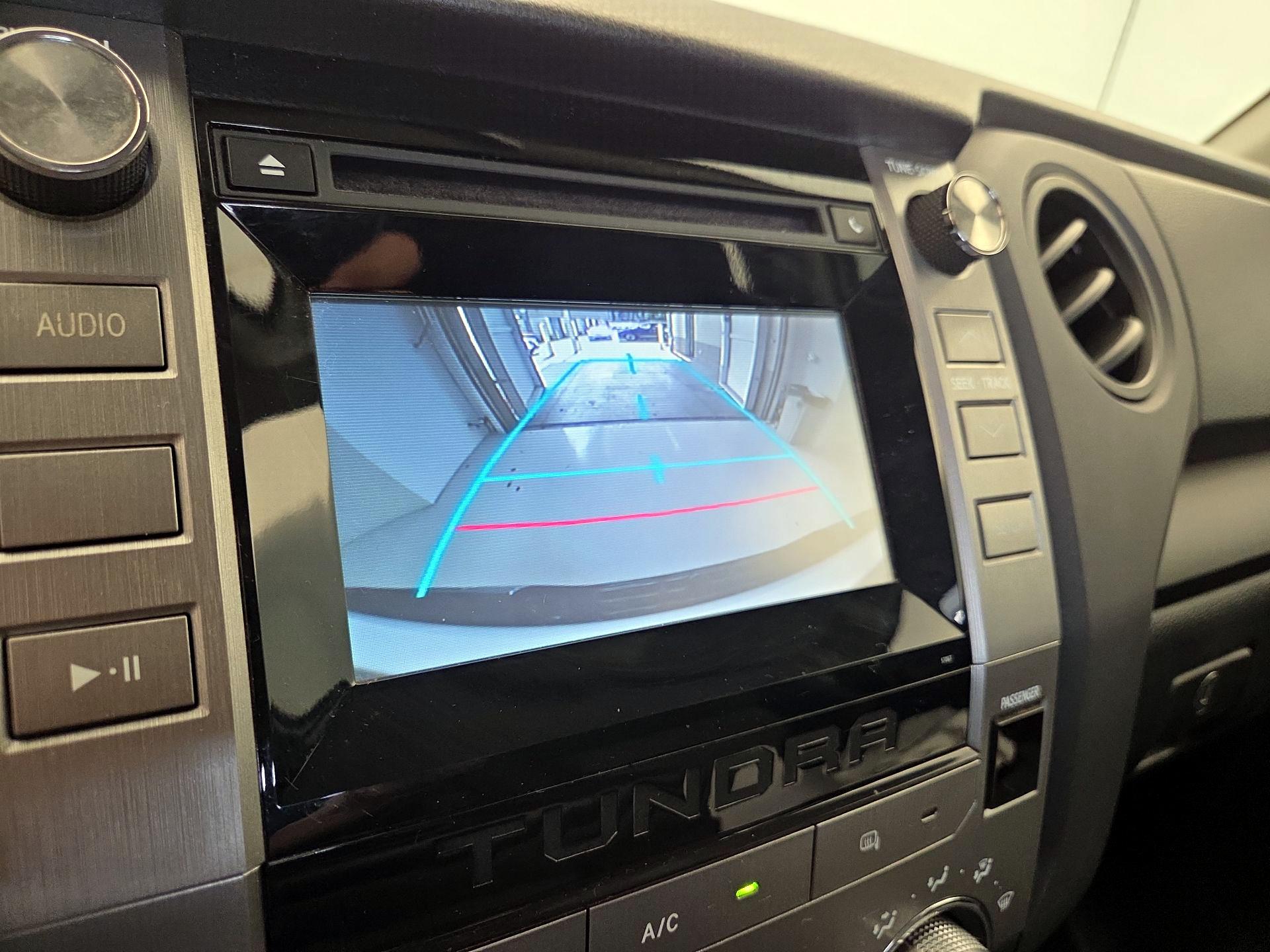 Thumbnail: 2015 Toyota Tundra - 14
