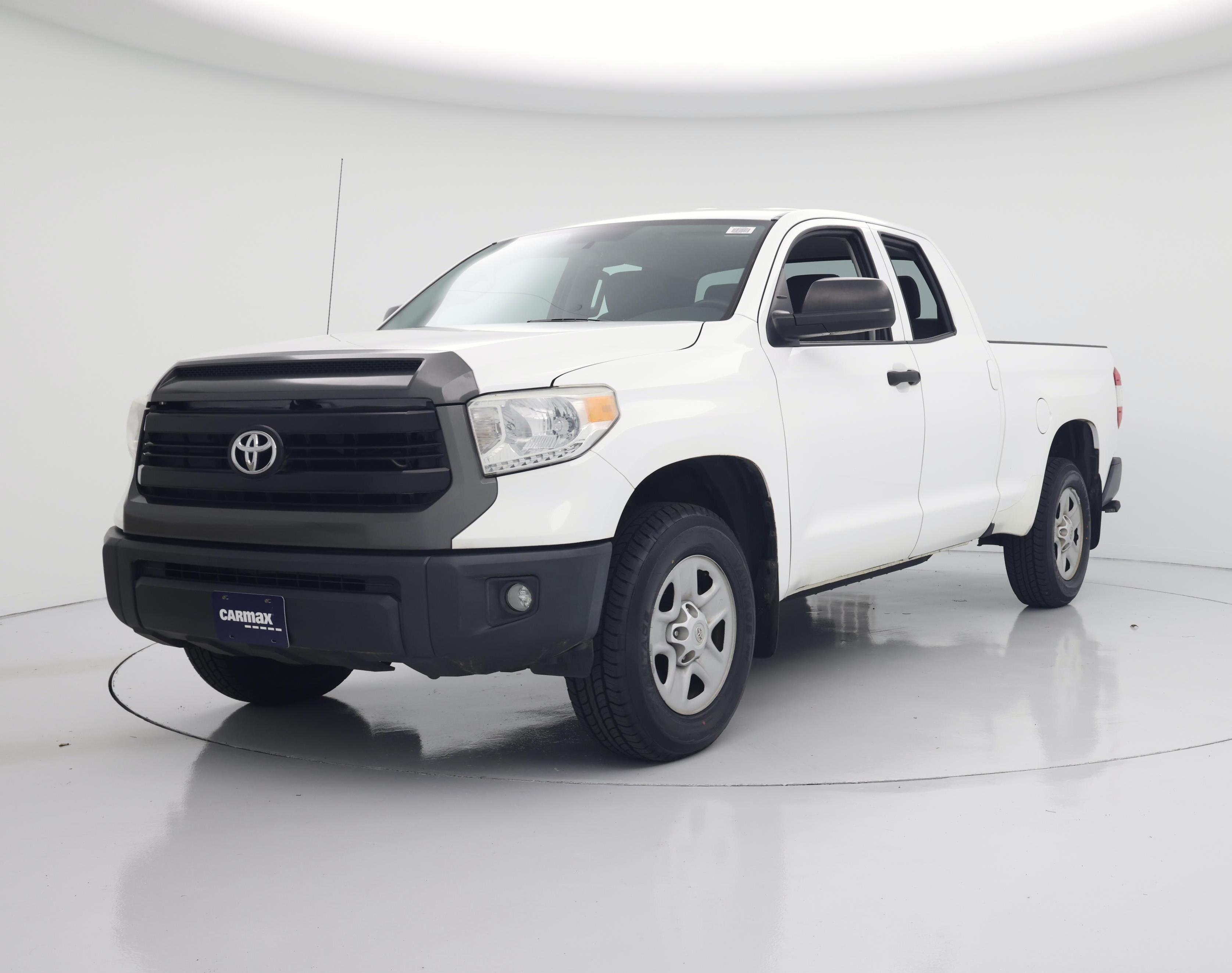 Thumbnail: 2015 Toyota Tundra - 4