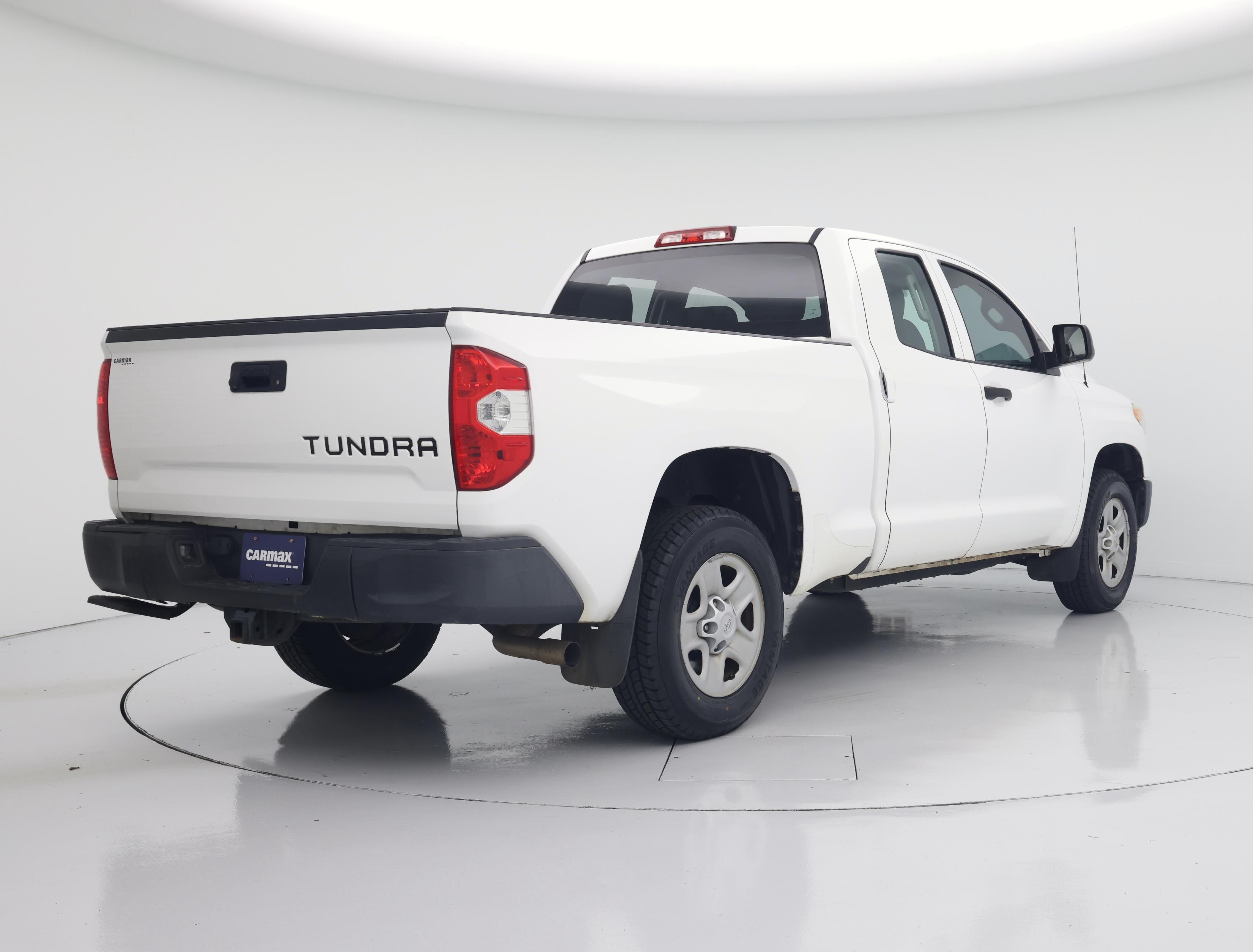 Thumbnail: 2015 Toyota Tundra - 8