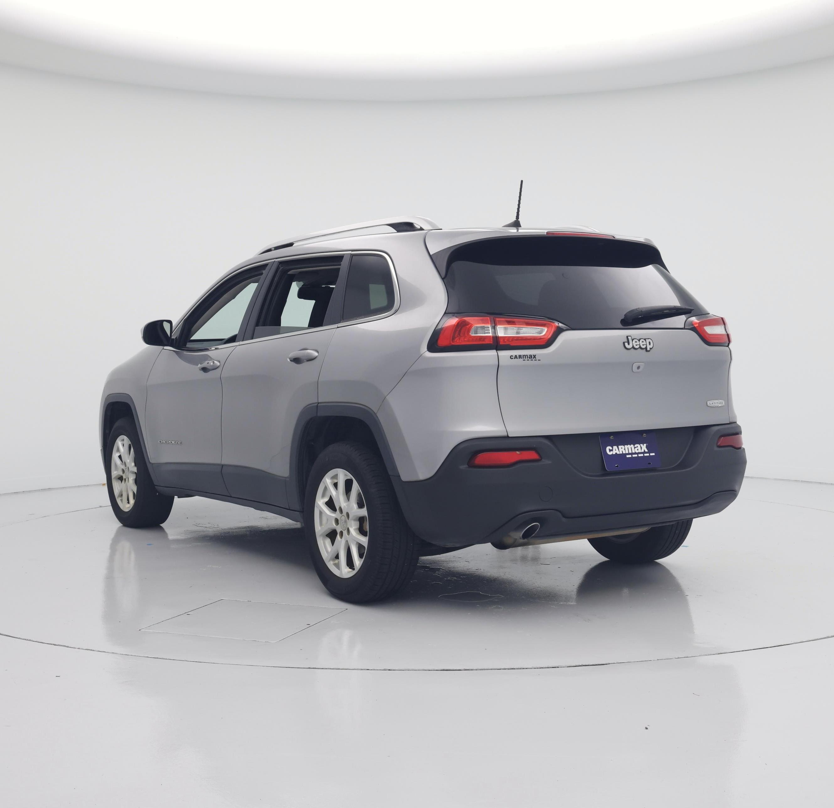 Thumbnail: 2016 Jeep Cherokee - 2
