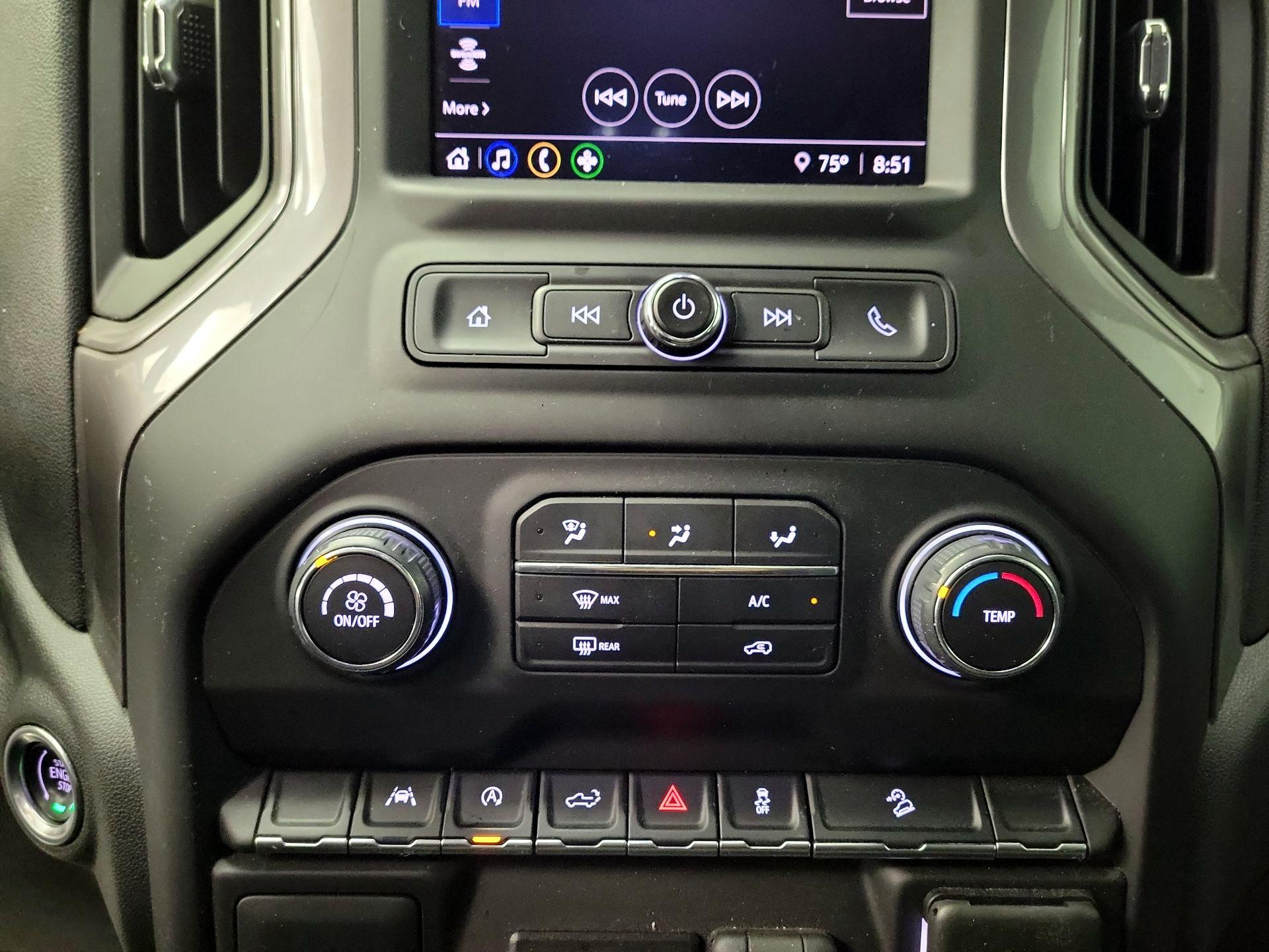 Thumbnail: 2022 Chevrolet Silverado 1500 - 16