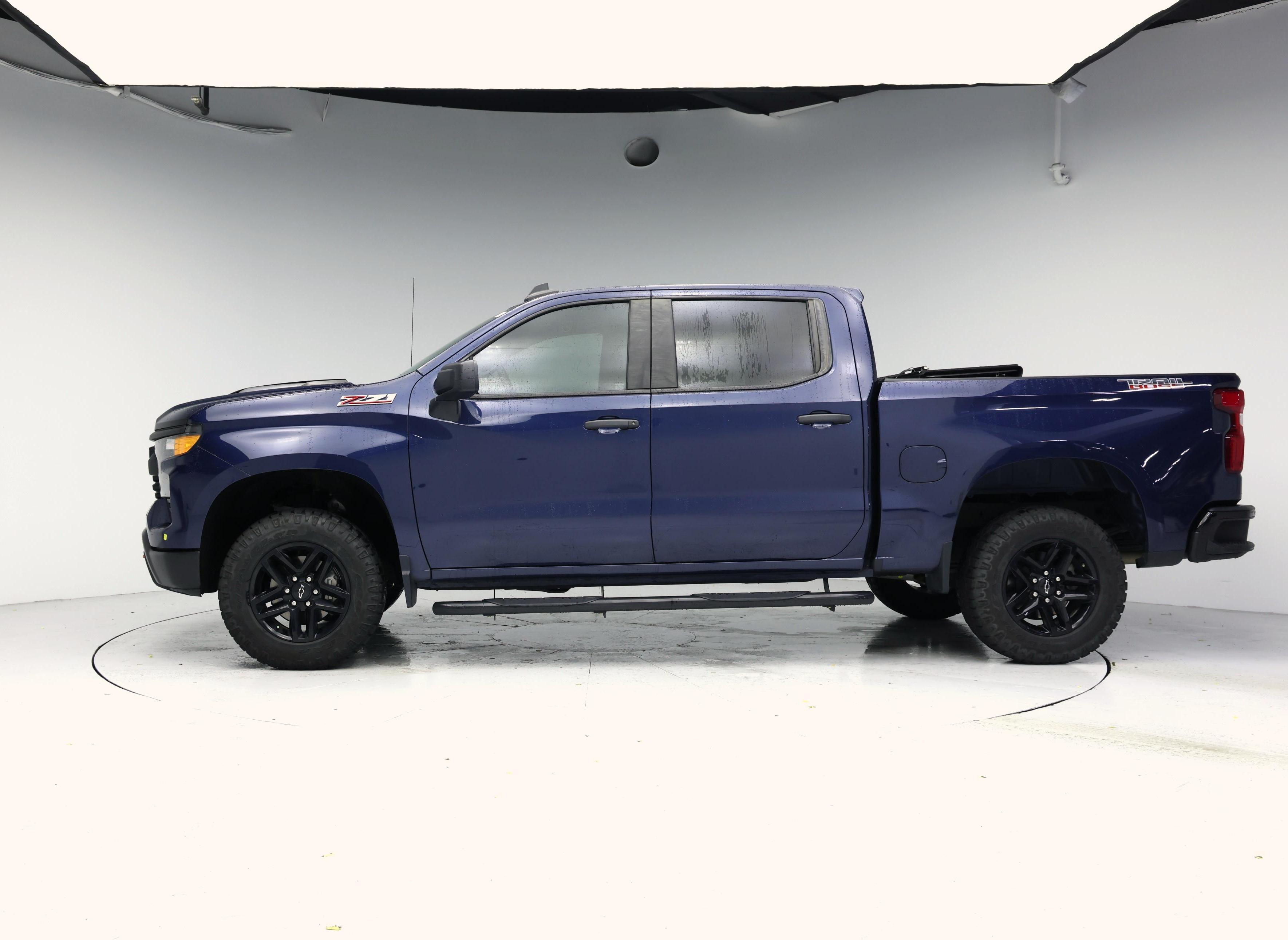 Thumbnail: 2022 Chevrolet Silverado 1500 - 3