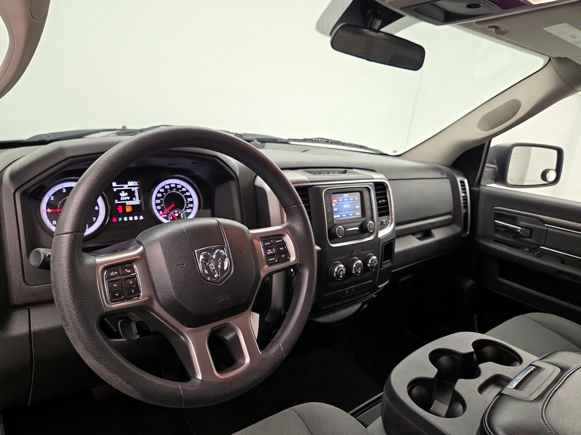 Thumbnail: 2022 RAM 1500 Classic - 9