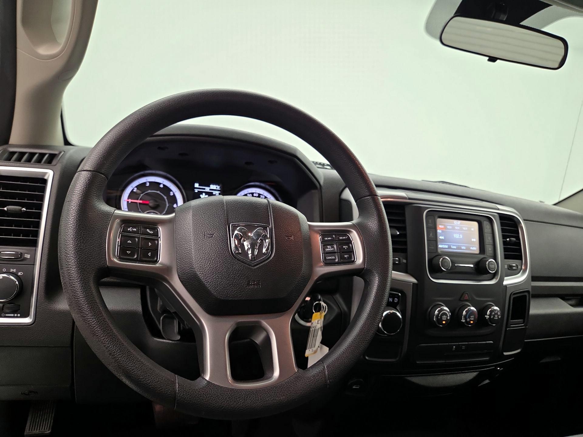 Thumbnail: 2022 RAM 1500 Classic - 10