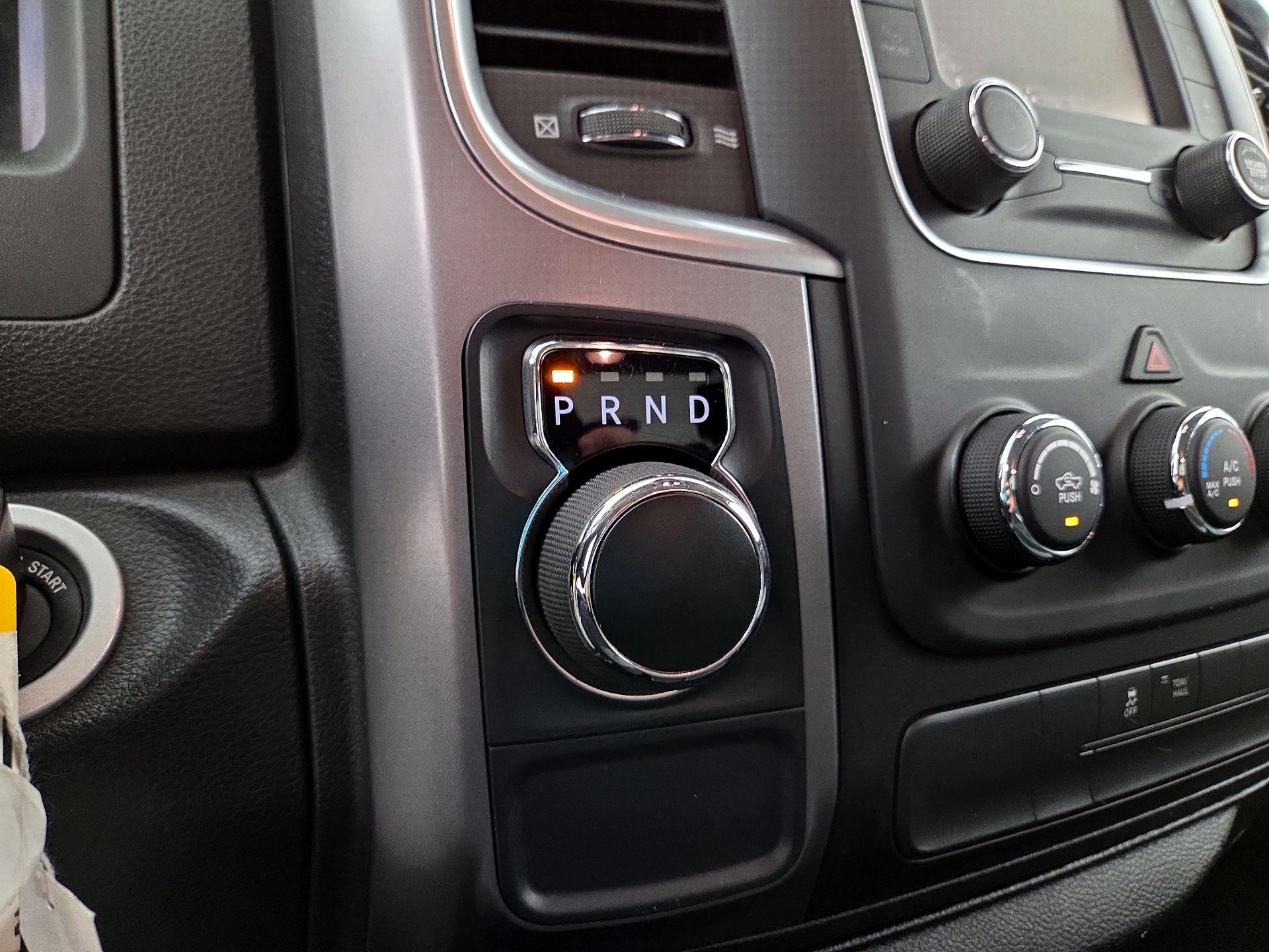 Thumbnail: 2022 RAM 1500 Classic - 17