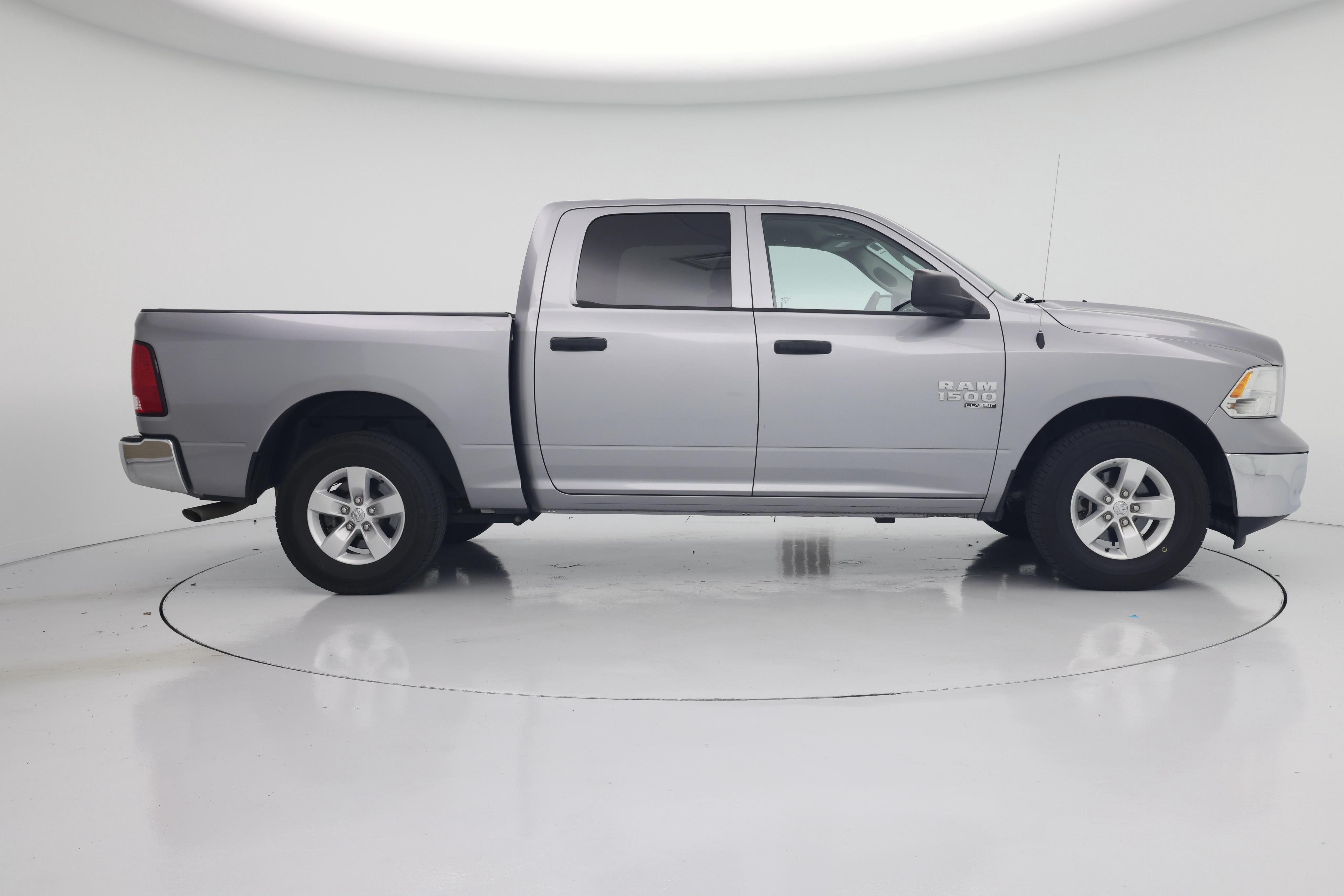 Thumbnail: 2022 RAM 1500 Classic - 7