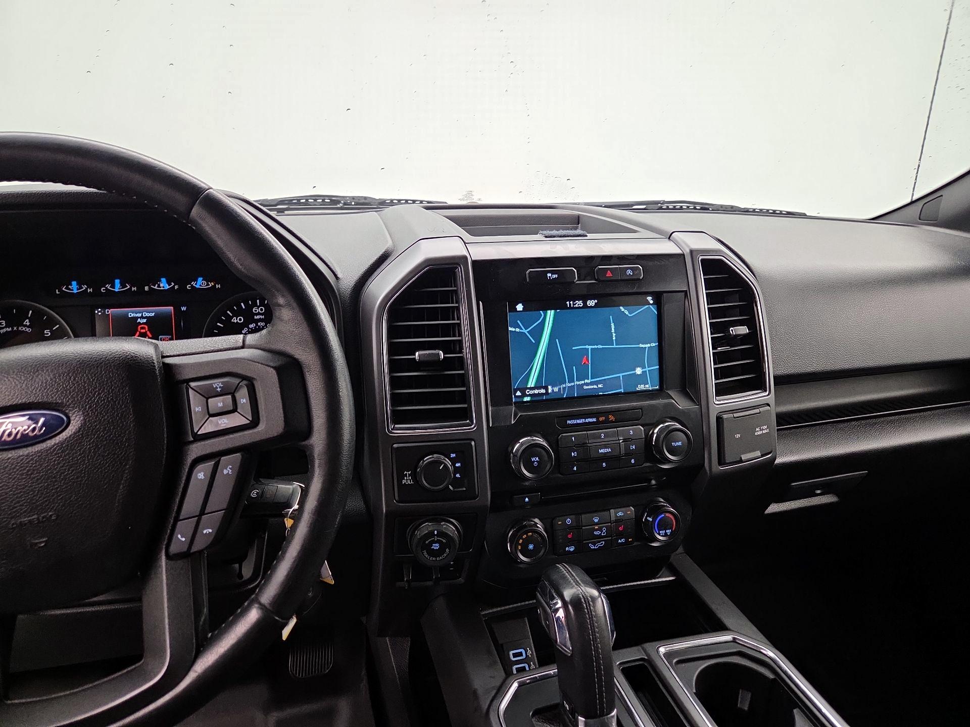 Thumbnail: 2017 Ford F-150 - 9