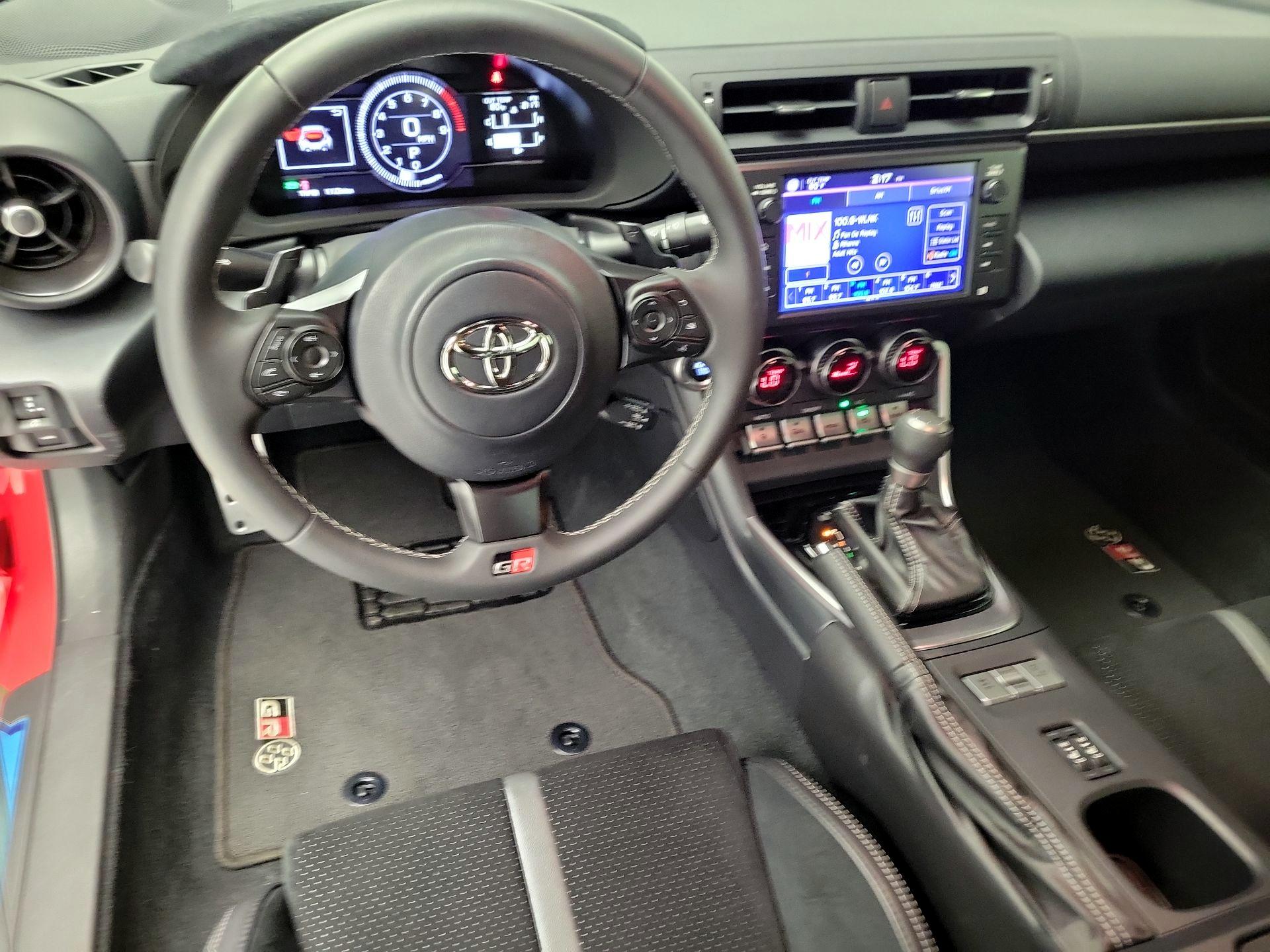 Thumbnail: 2023 Toyota GR86 - 9