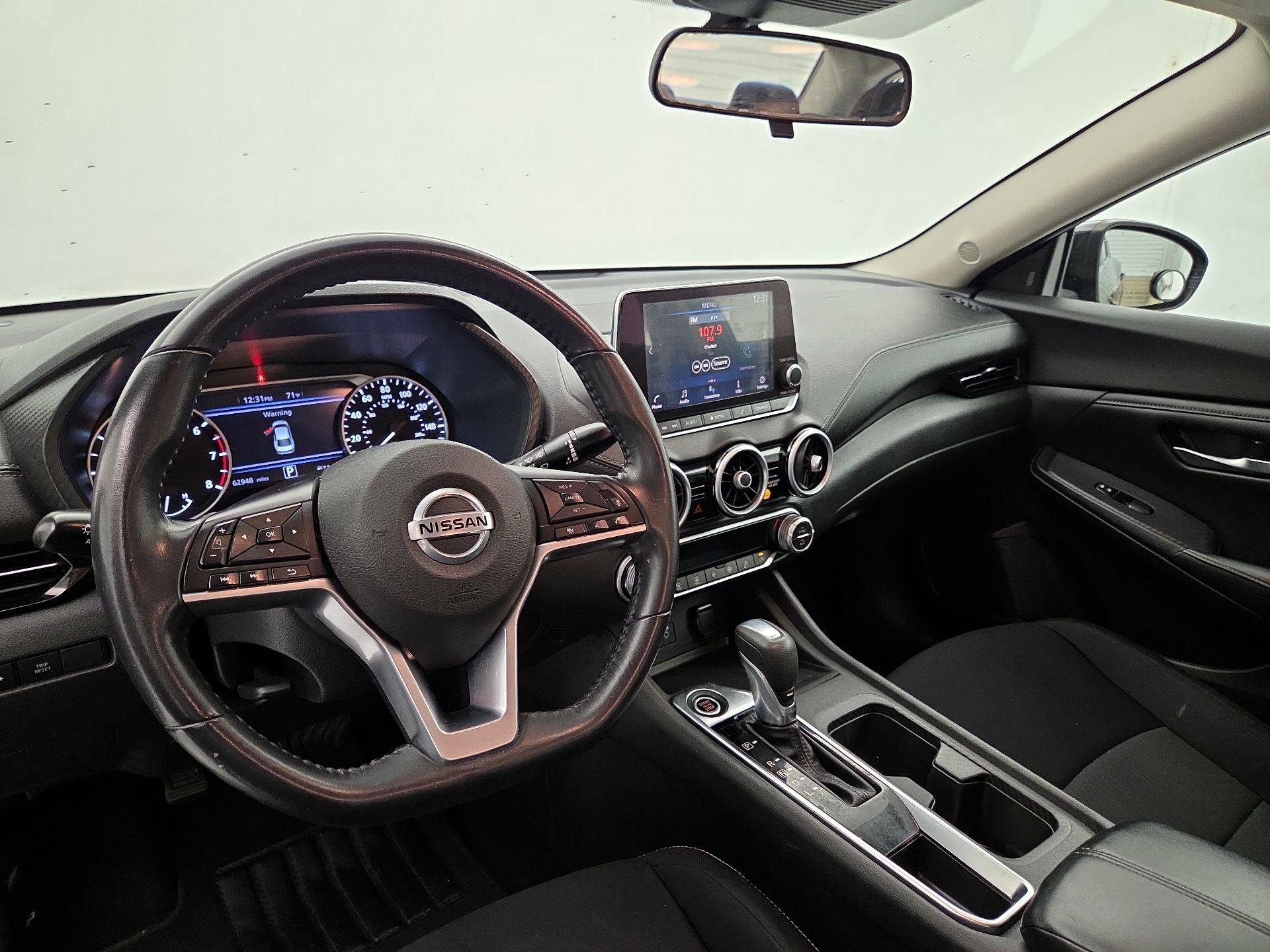 Thumbnail: 2020 Nissan Sentra - 9