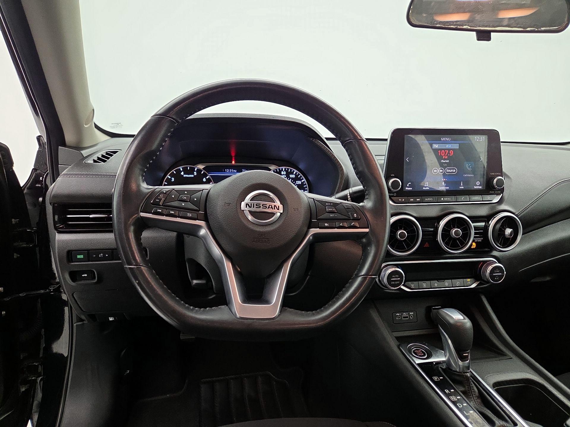 Thumbnail: 2020 Nissan Sentra - 10