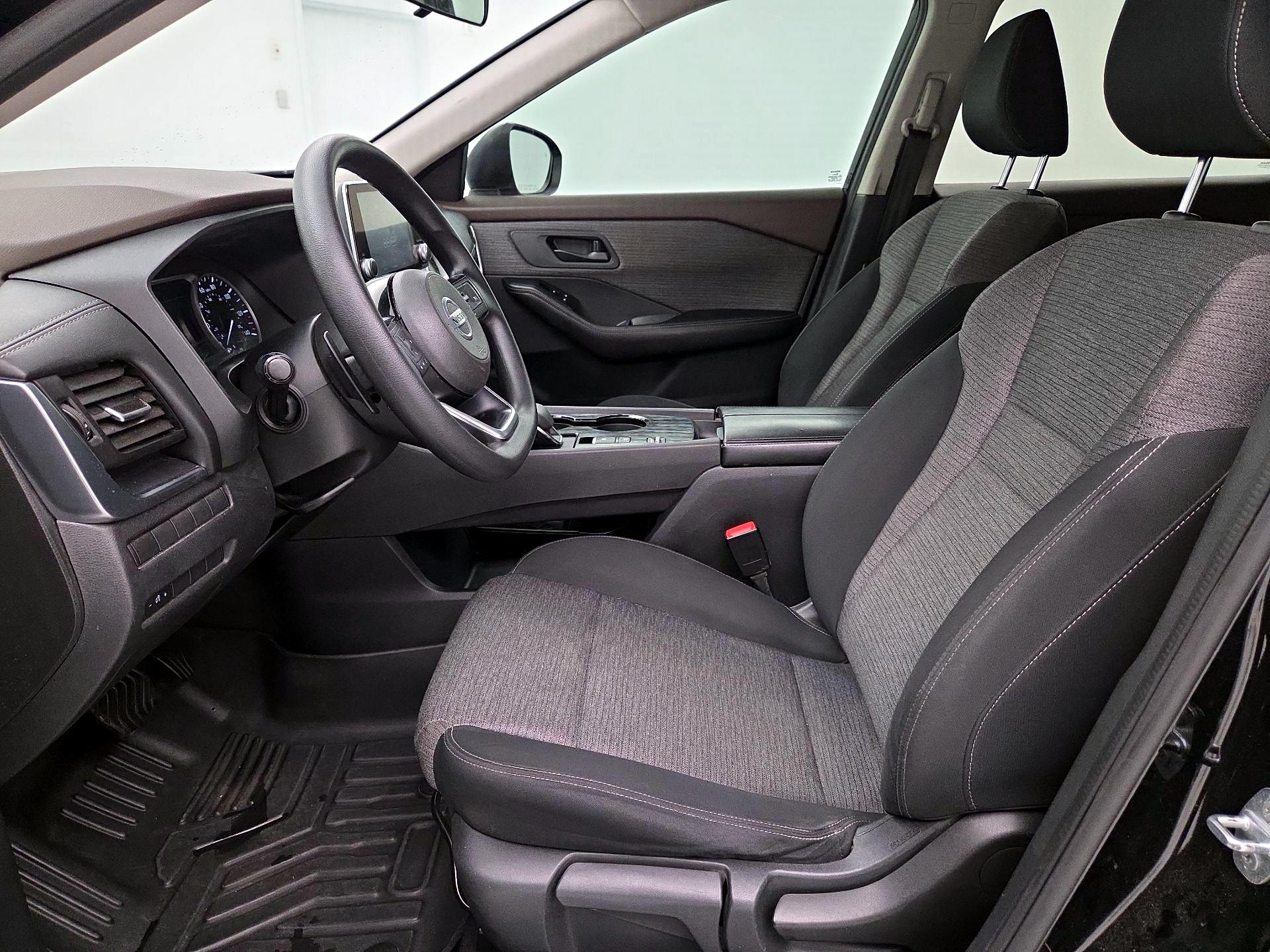 Thumbnail: 2021 Nissan Rogue - 11