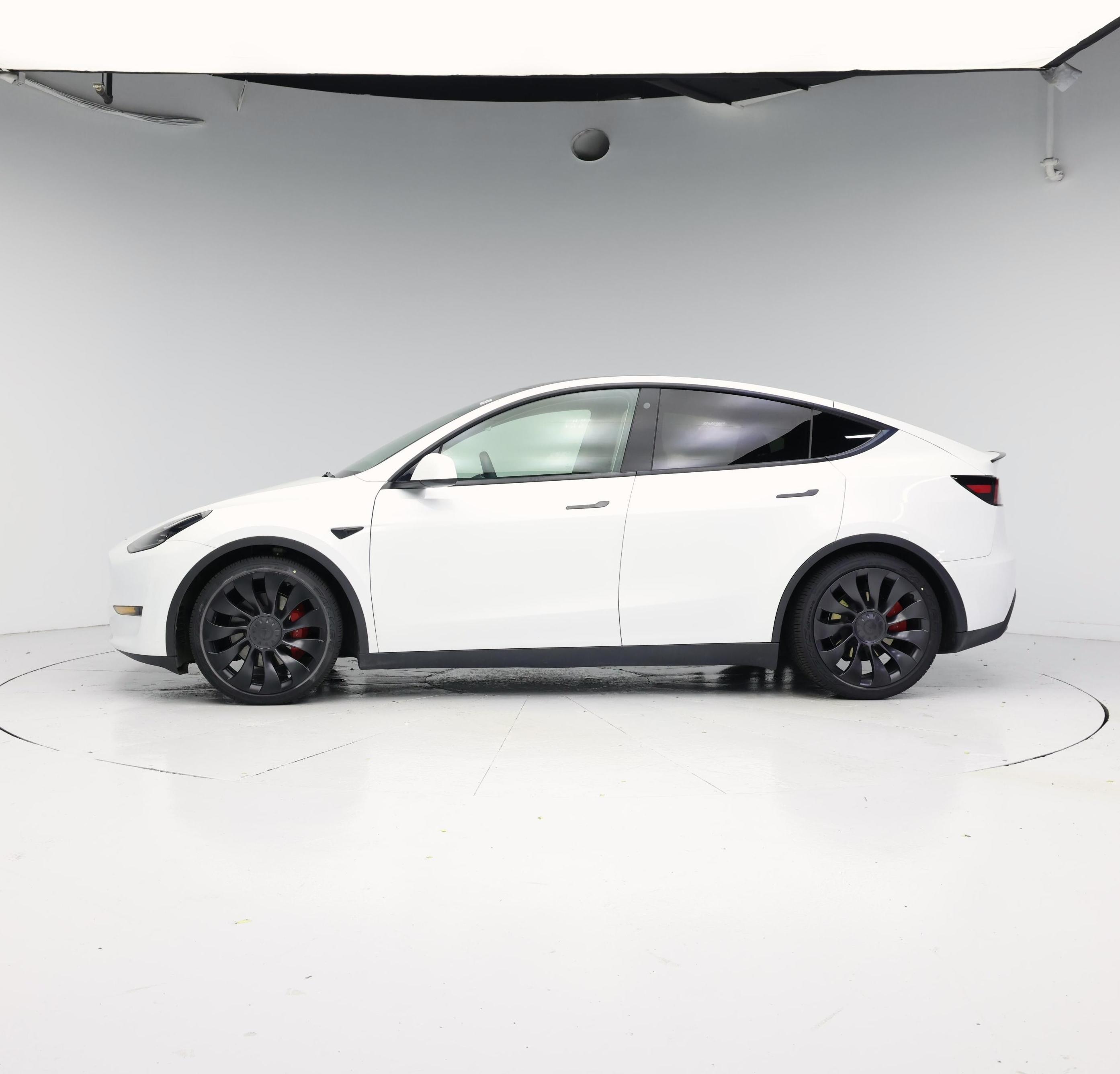 Thumbnail: 2023 Tesla Model Y - 3