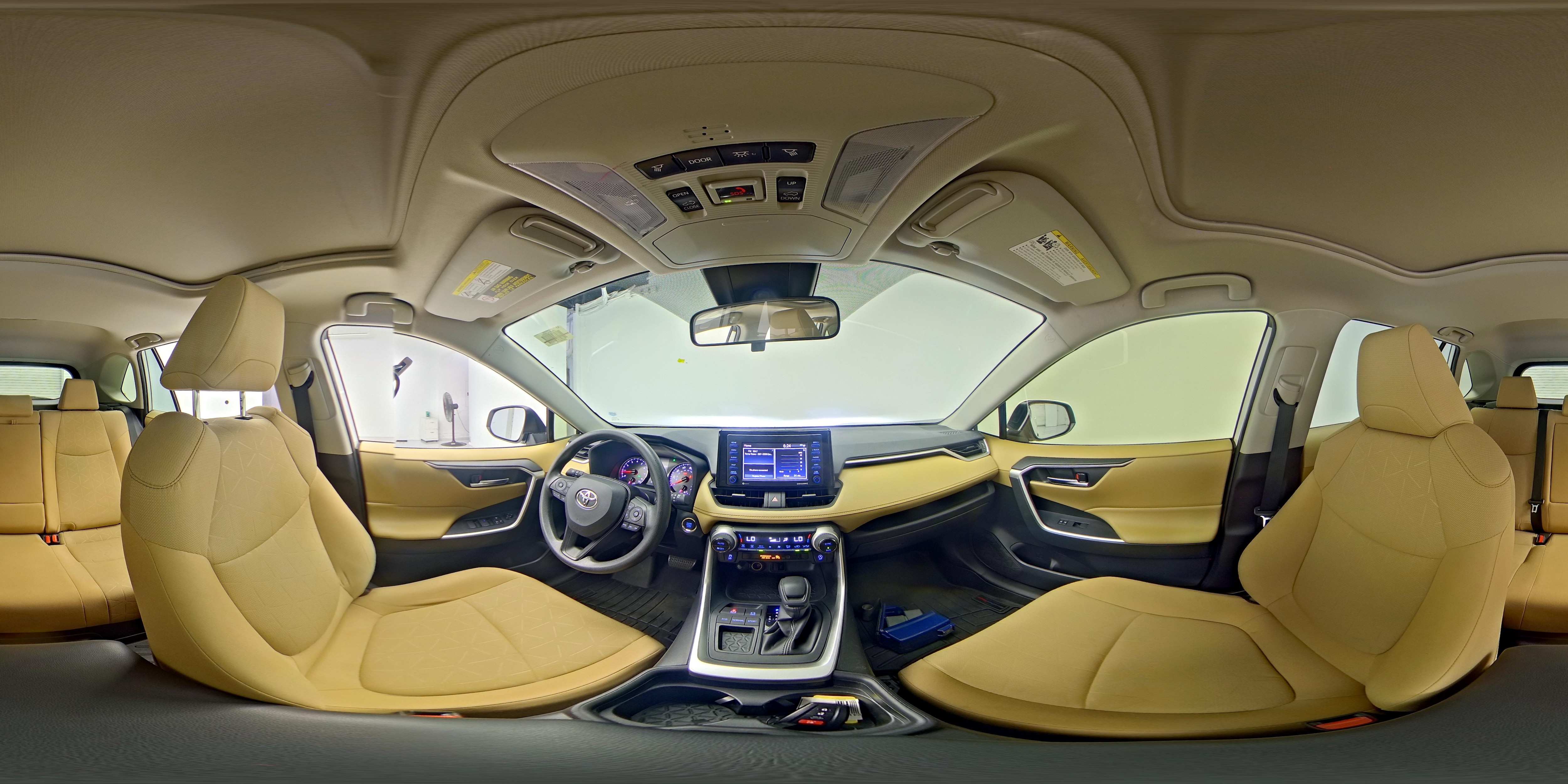2020 Toyota RAV4 XLE - Photo 25