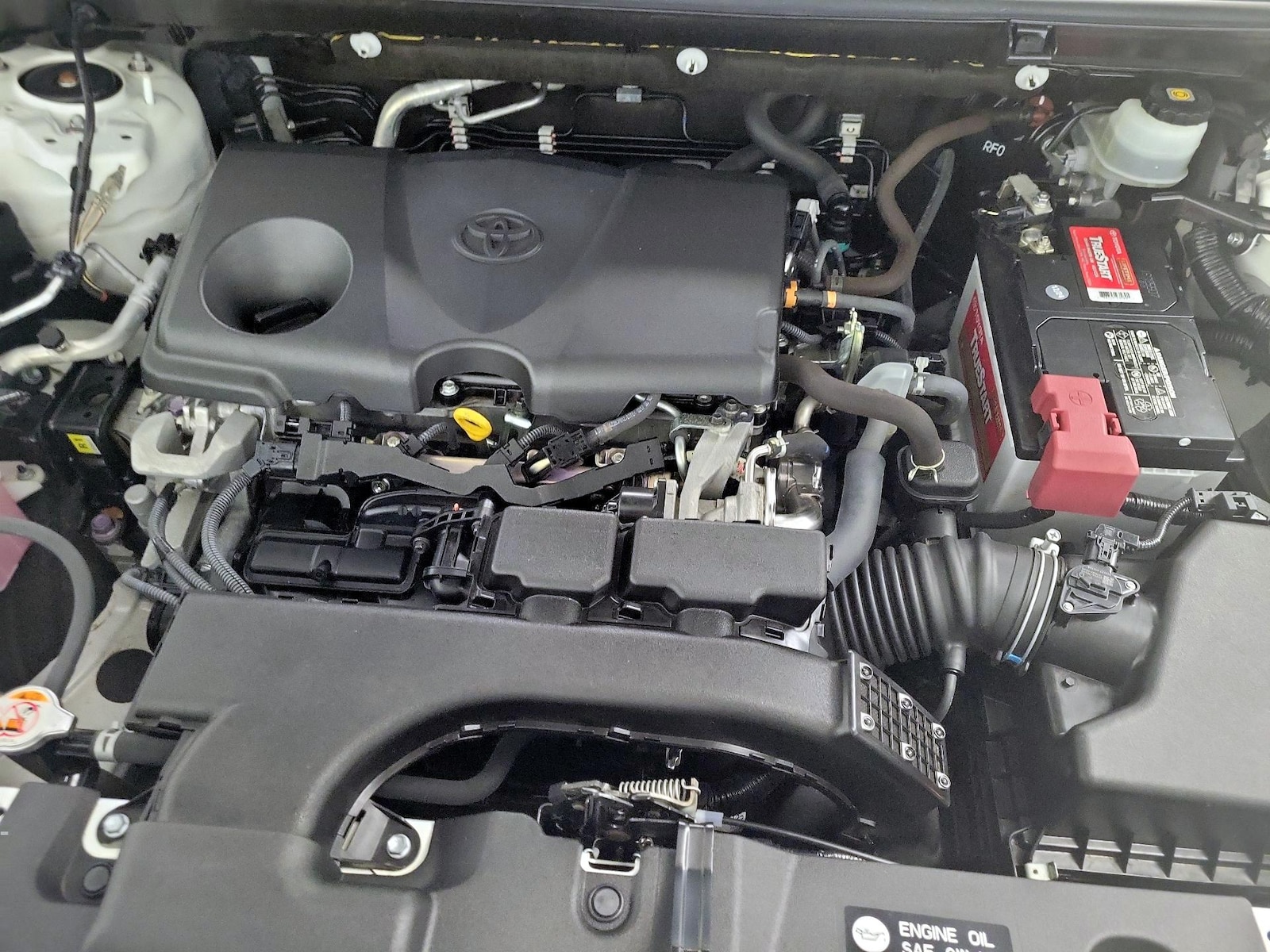 2020 Toyota RAV4 XLE - Photo 23