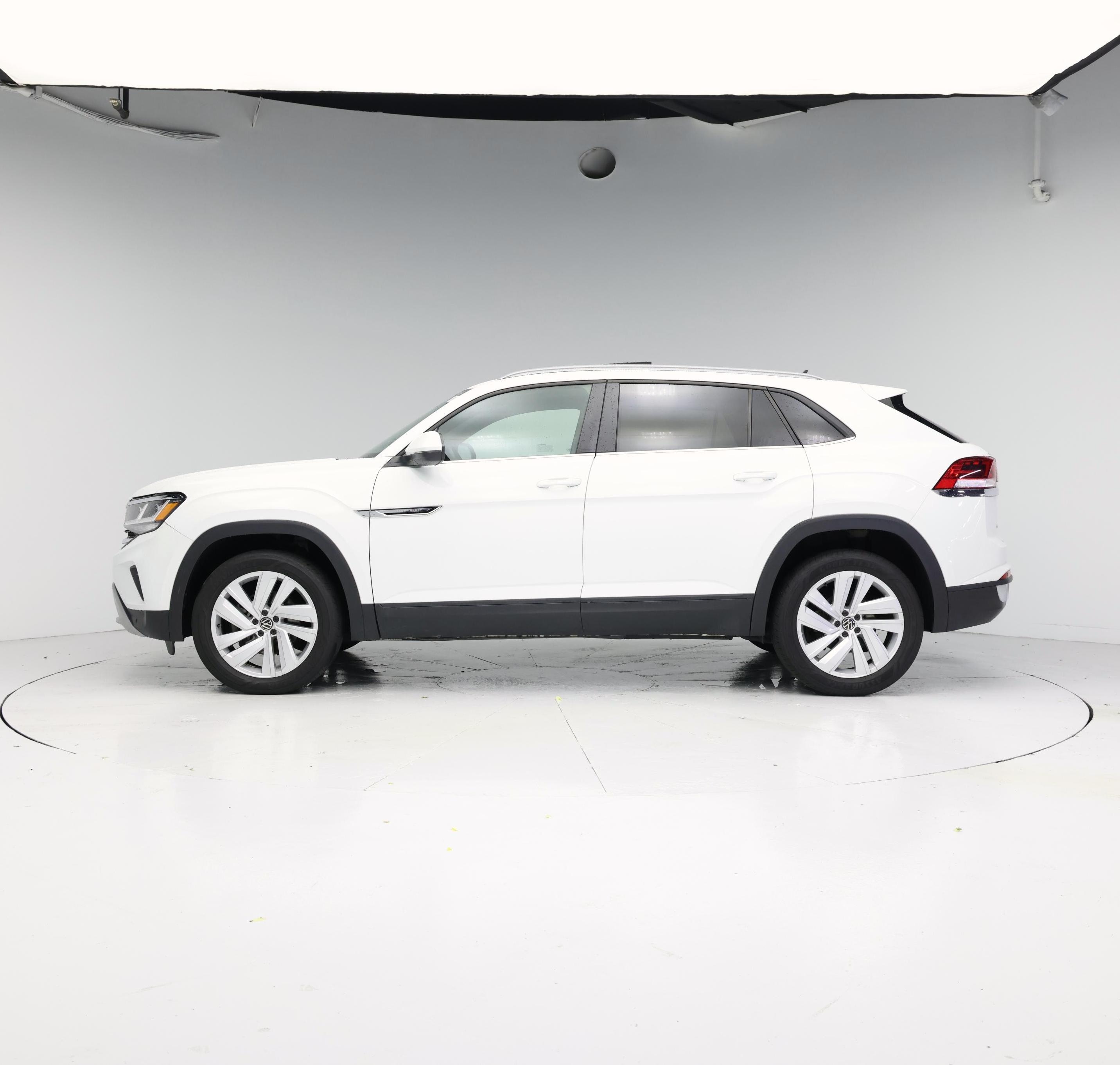 Thumbnail: 2022 Volkswagen Atlas - 3