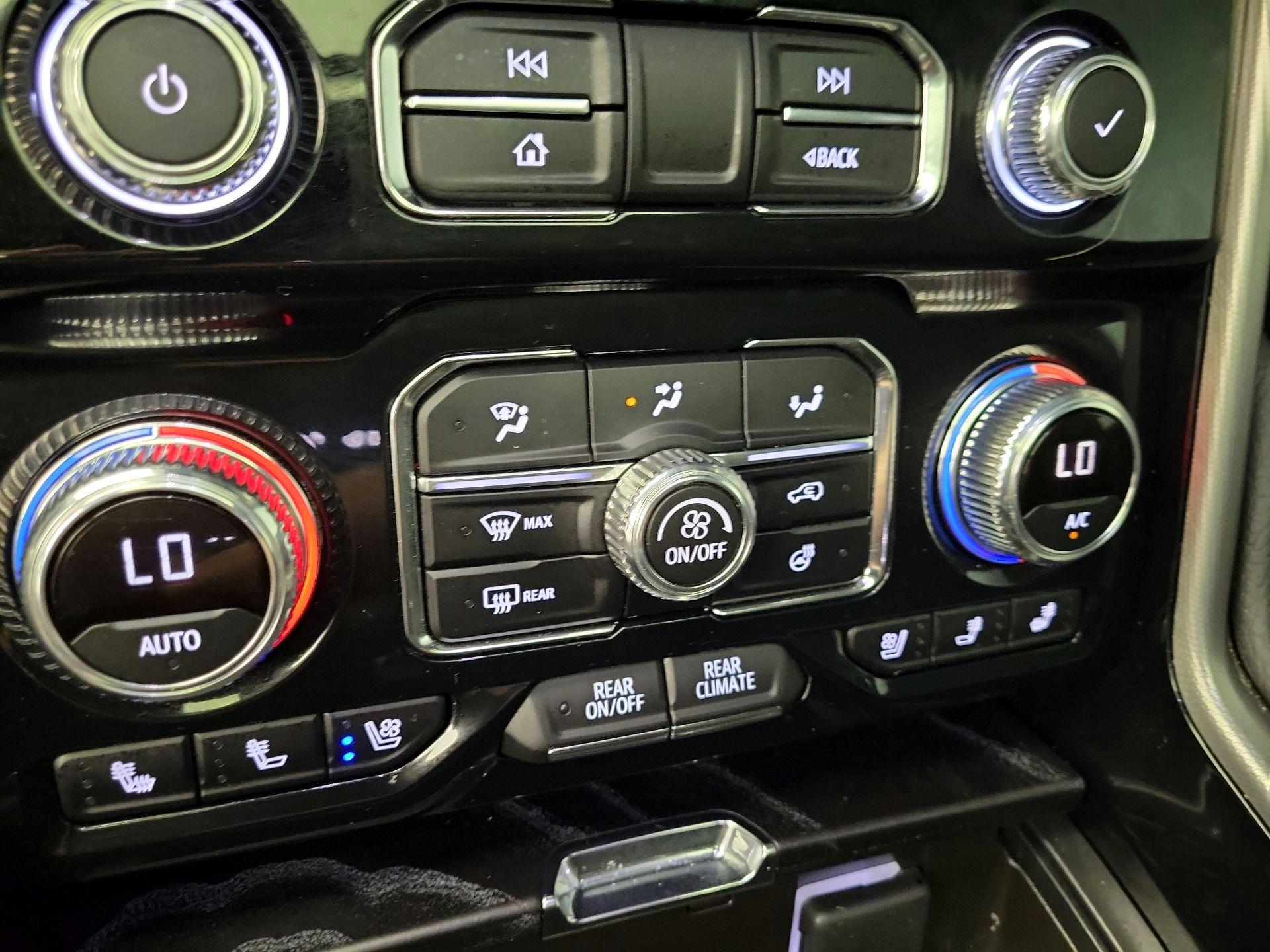 Thumbnail: 2024 GMC Yukon - 16