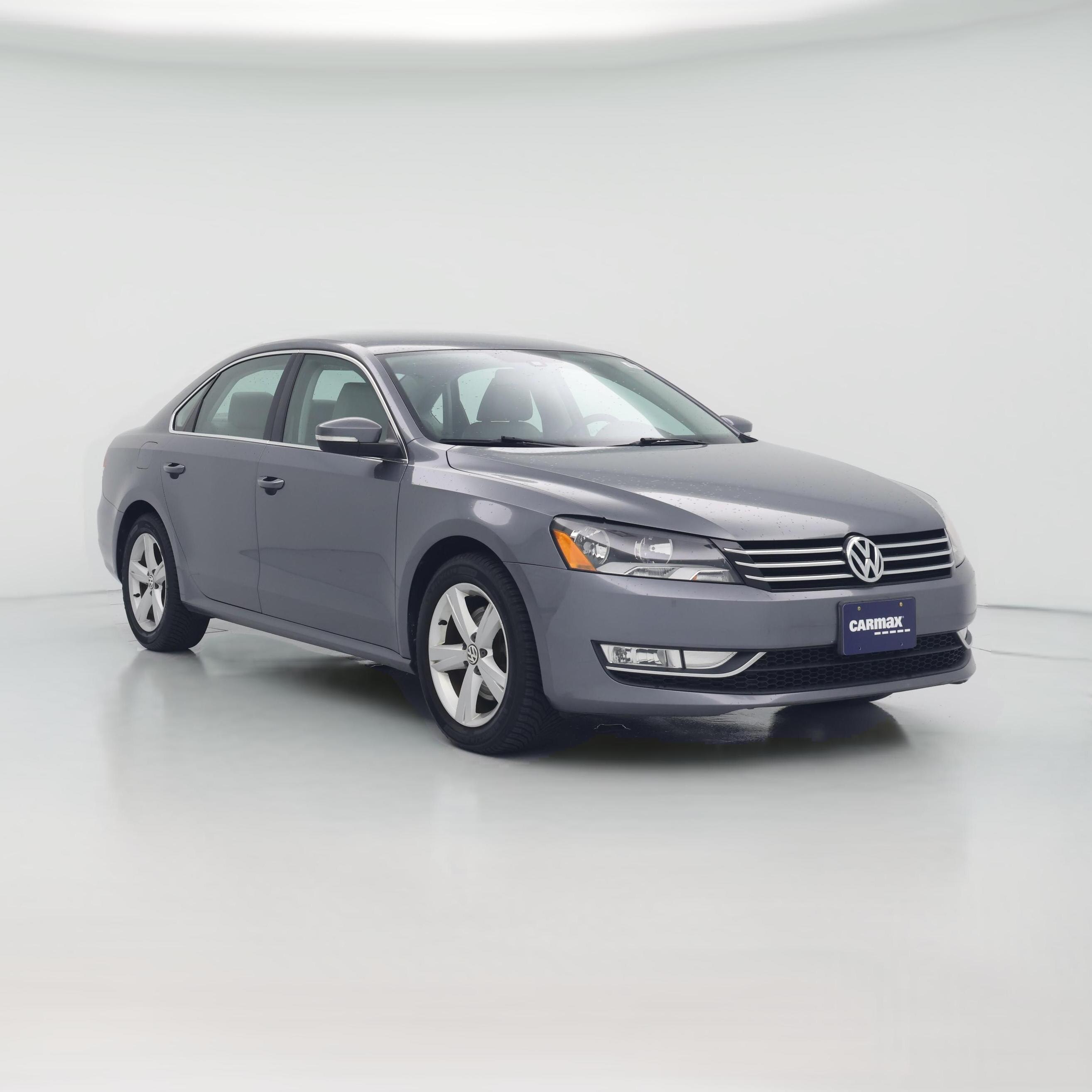 Thumbnail: 2015 Volkswagen Passat - 1
