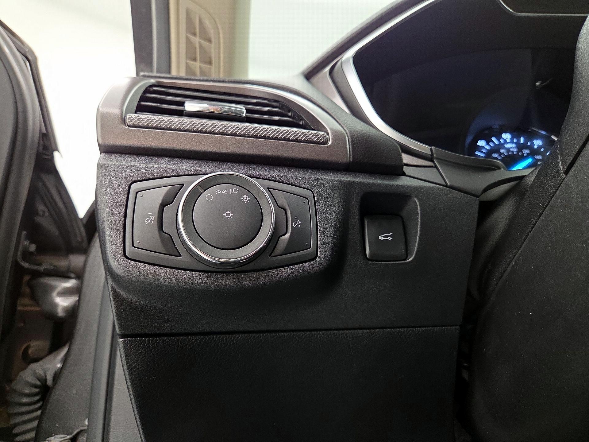 Thumbnail: 2019 Ford Fusion - 13