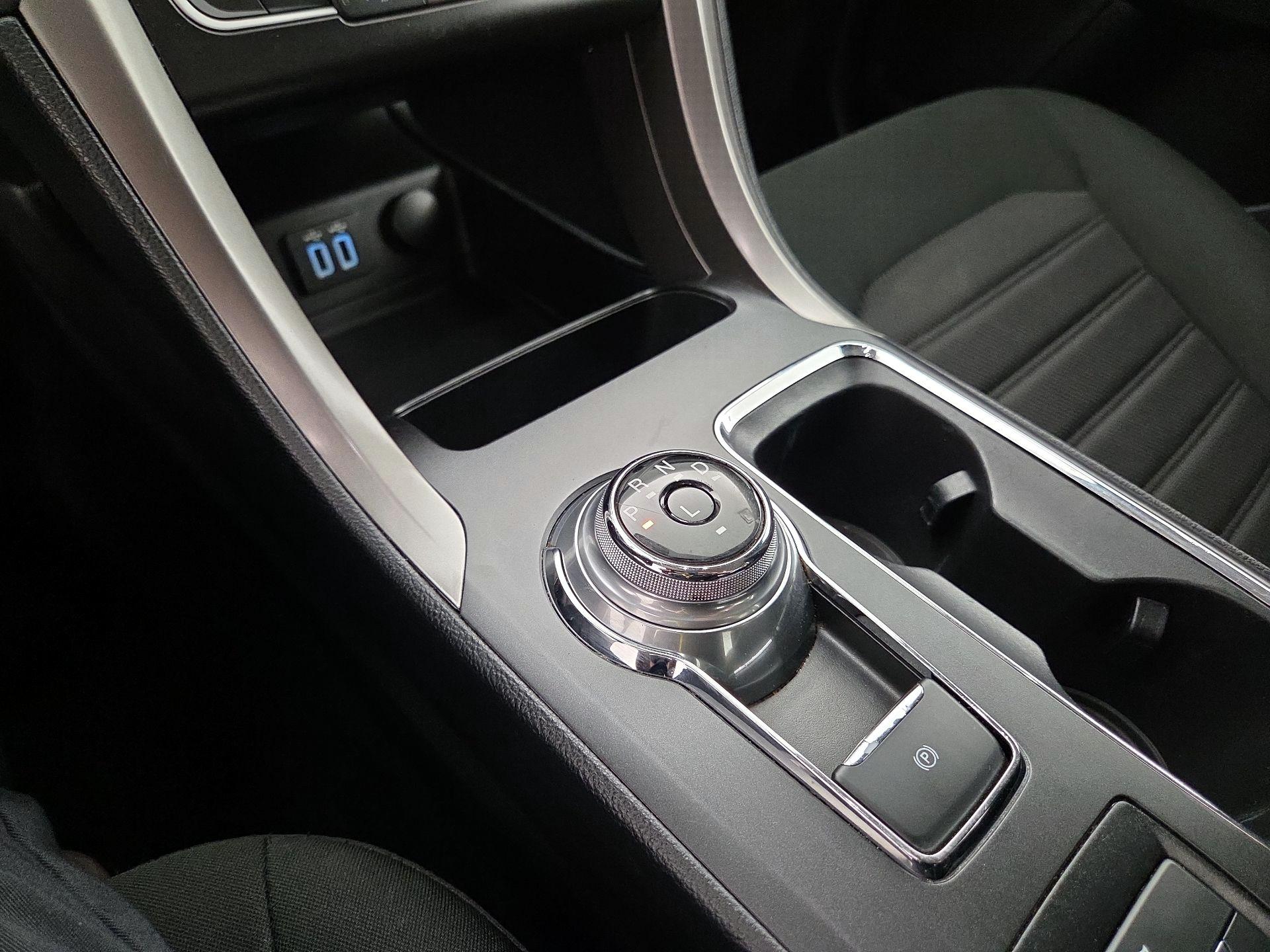 Thumbnail: 2019 Ford Fusion - 17