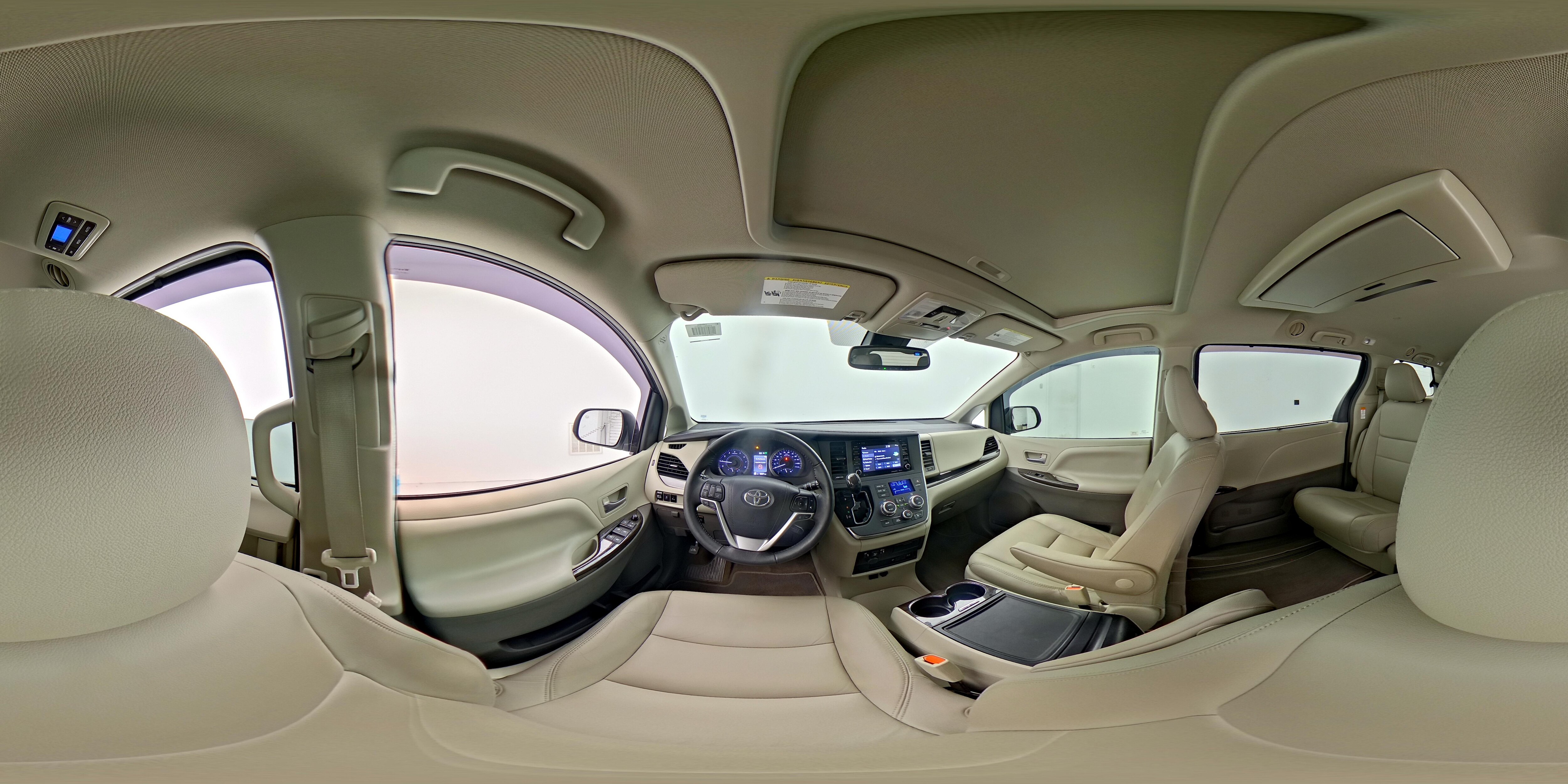 2018 Toyota Sienna XLE Premium - Photo 28