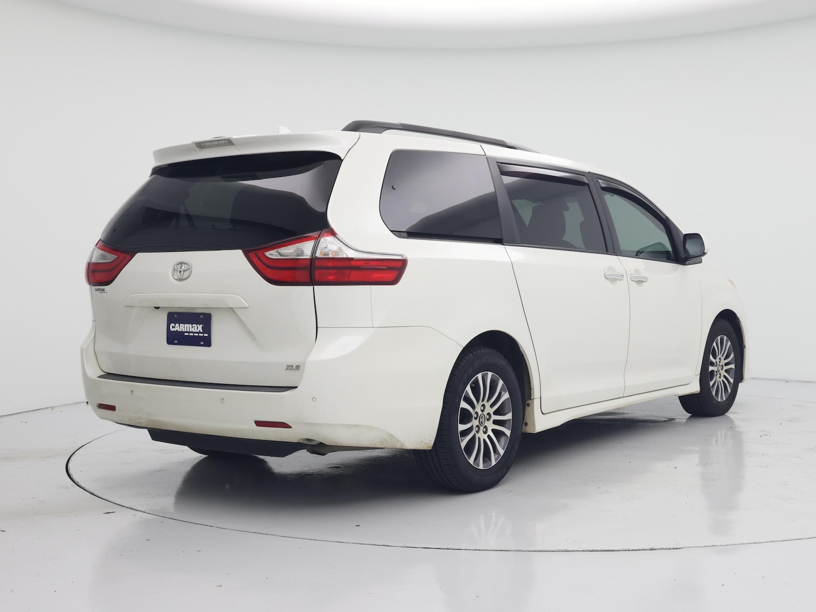2018 Toyota Sienna XLE Premium - Photo 9