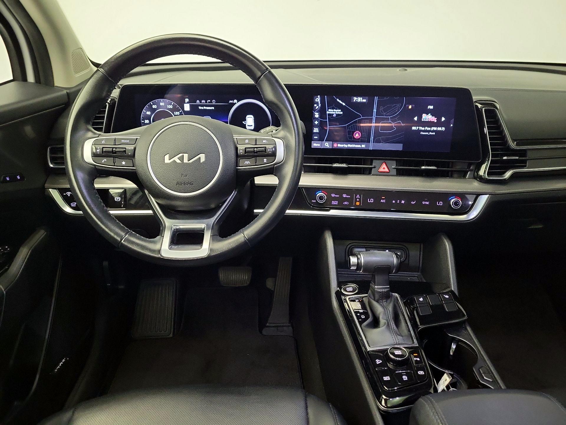 Thumbnail: 2023 Kia Sportage - 10