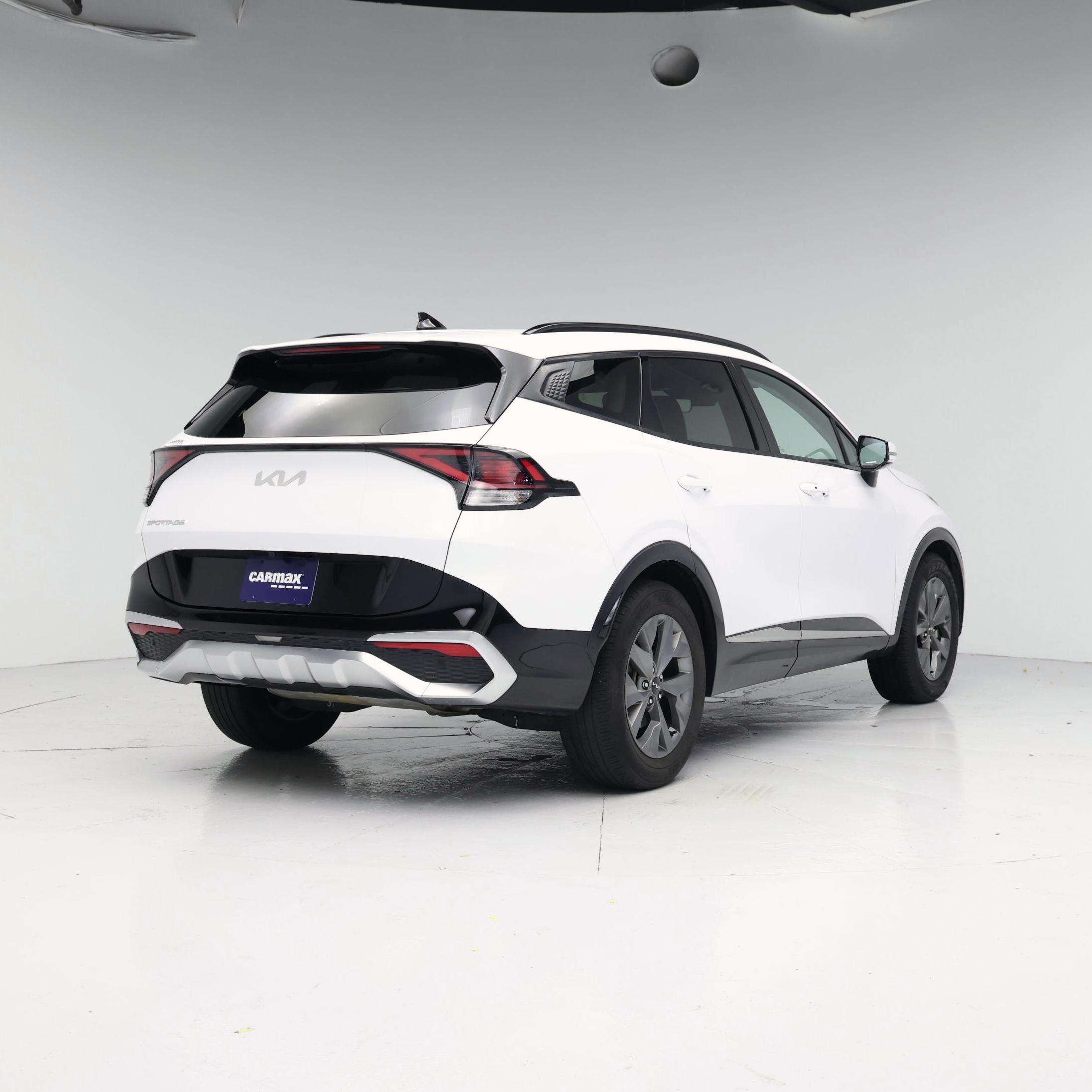 Thumbnail: 2023 Kia Sportage - 8