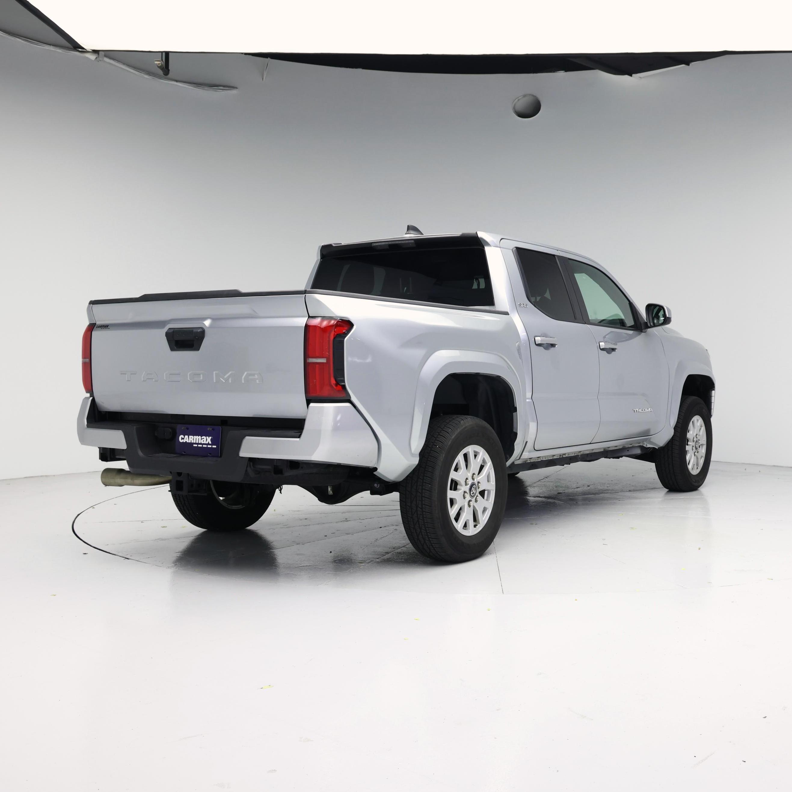Thumbnail: 2024 Toyota Tacoma - 8
