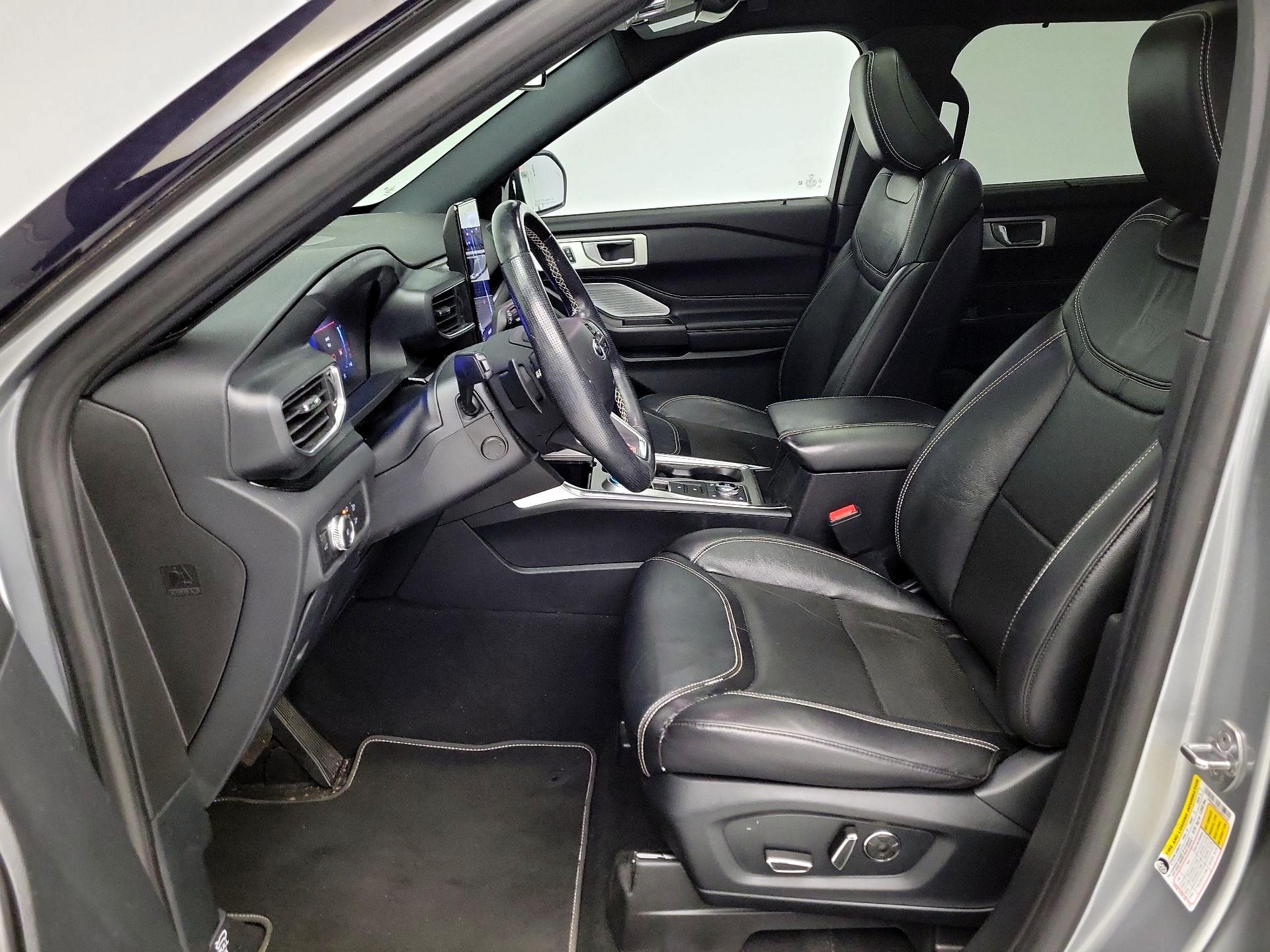 Thumbnail: 2020 Ford Explorer - 11