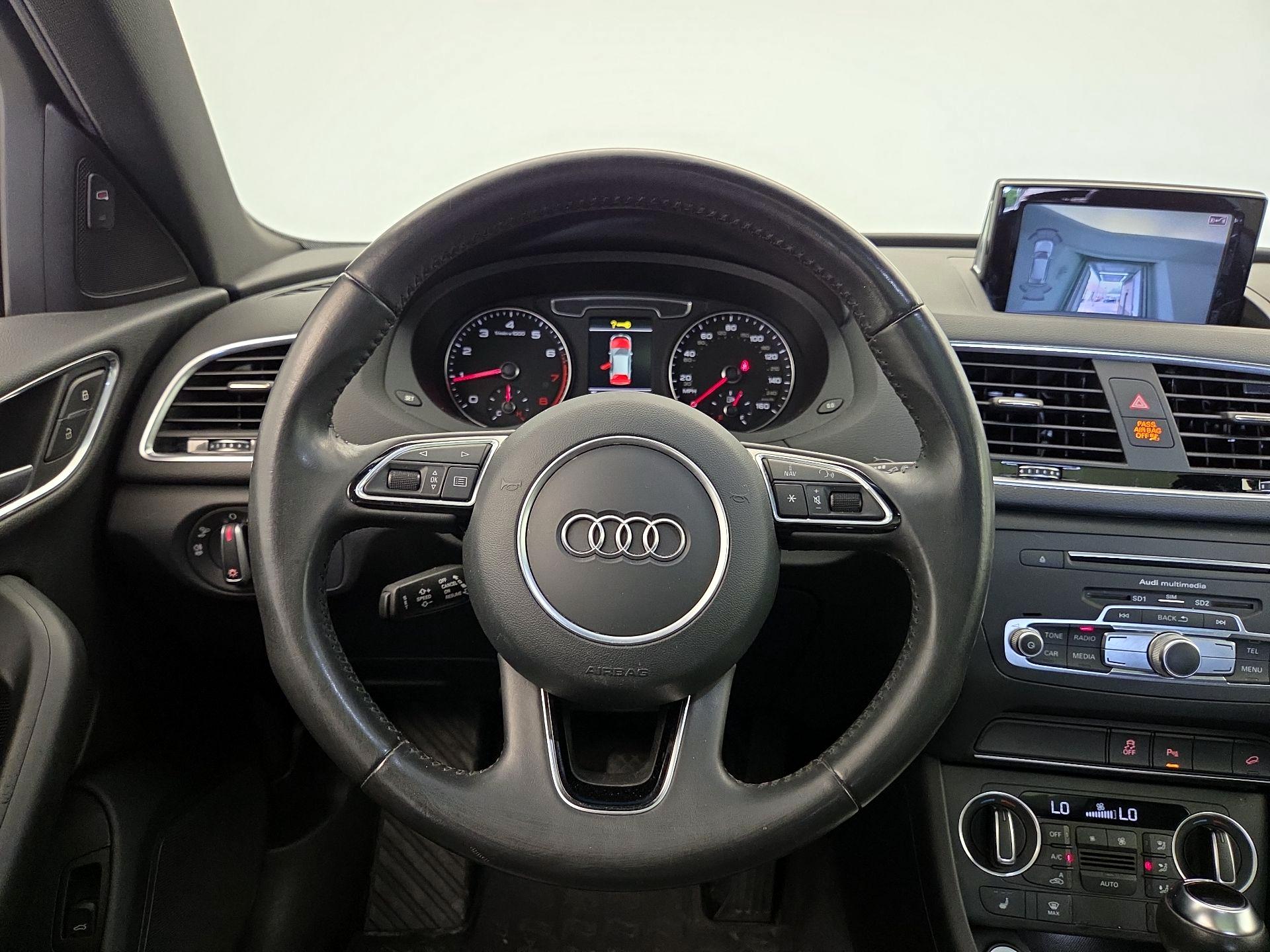Thumbnail: 2017 Audi Q3 - 10