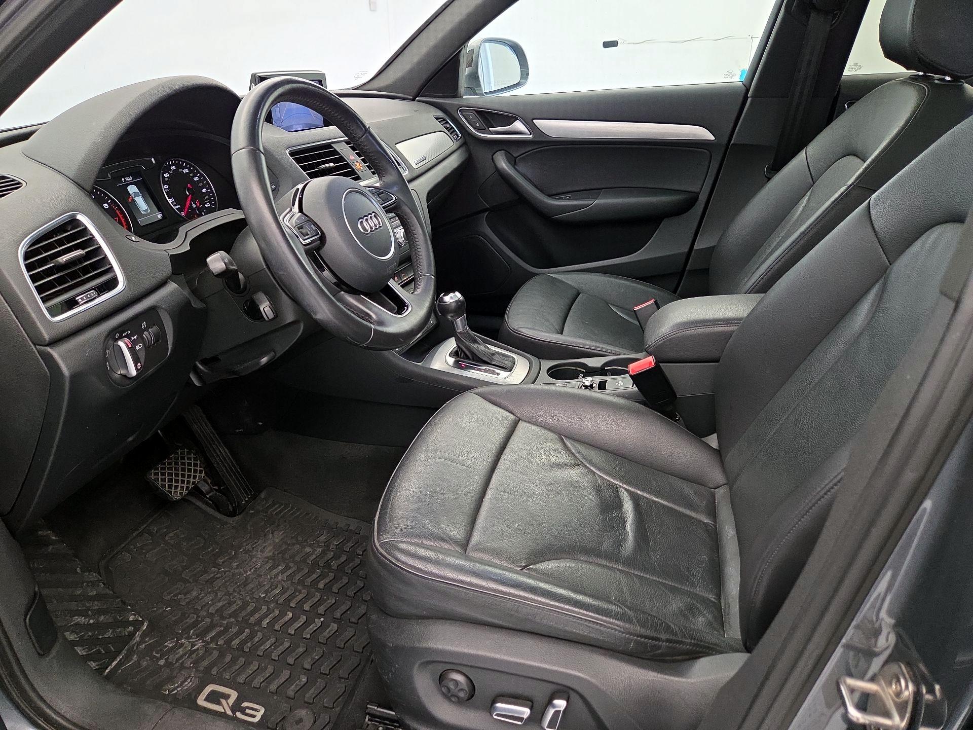 Thumbnail: 2017 Audi Q3 - 11