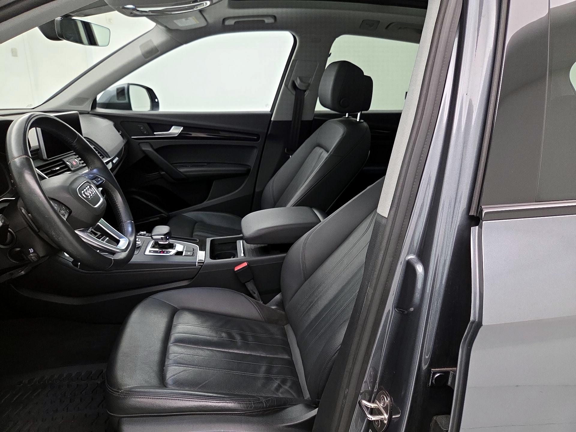 Thumbnail: 2020 Audi Q5 - 11