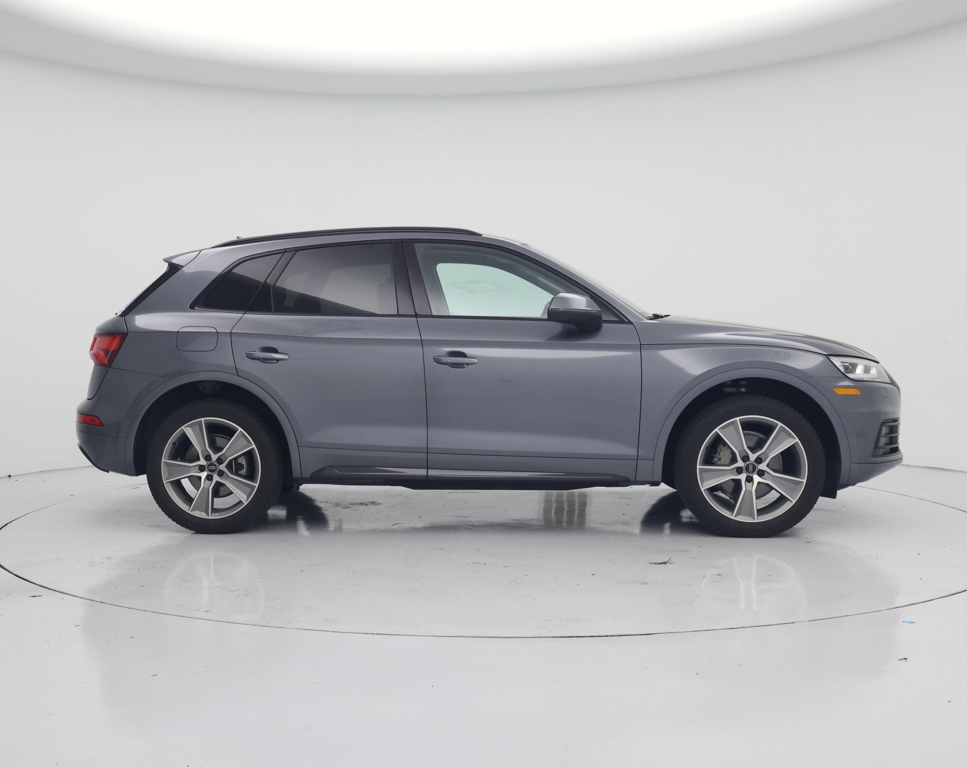 Thumbnail: 2020 Audi Q5 - 7