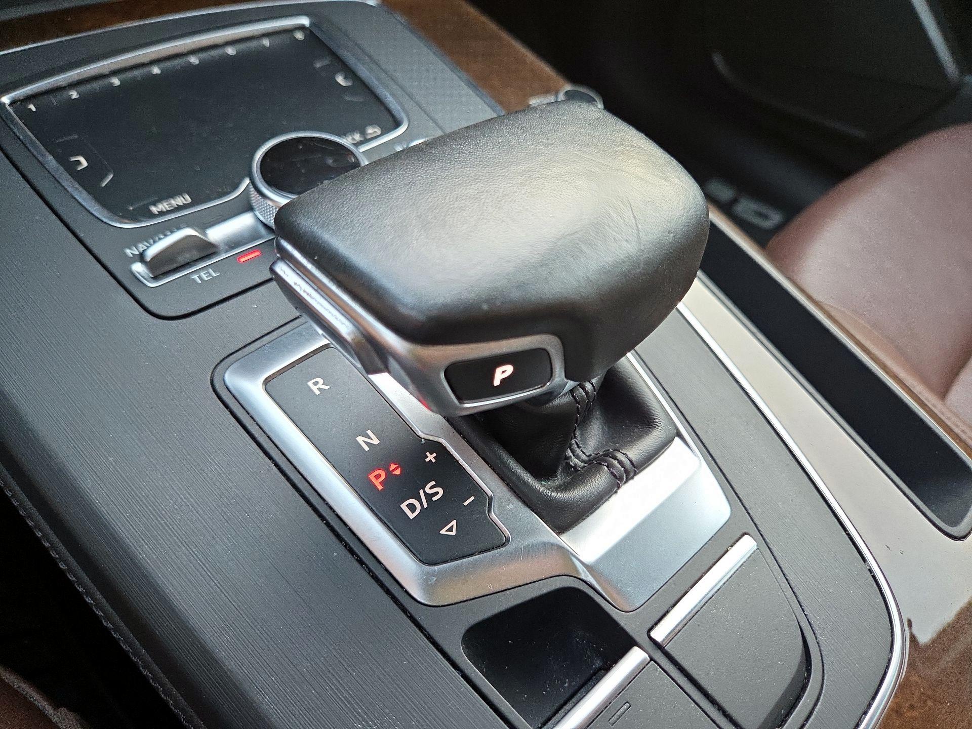 Thumbnail: 2019 Audi Q5 - 17
