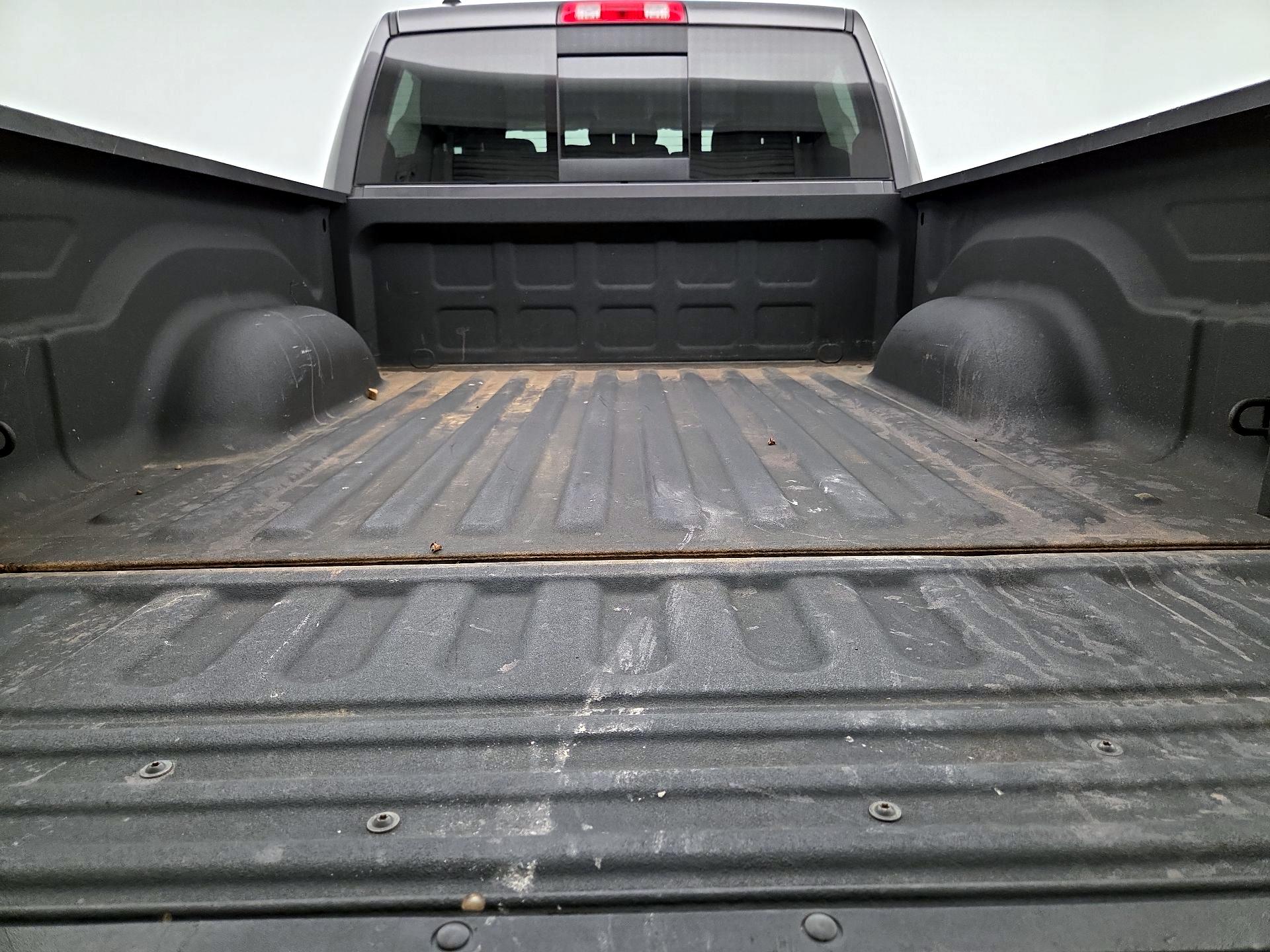 Thumbnail: 2022 RAM 1500 Classic - 19