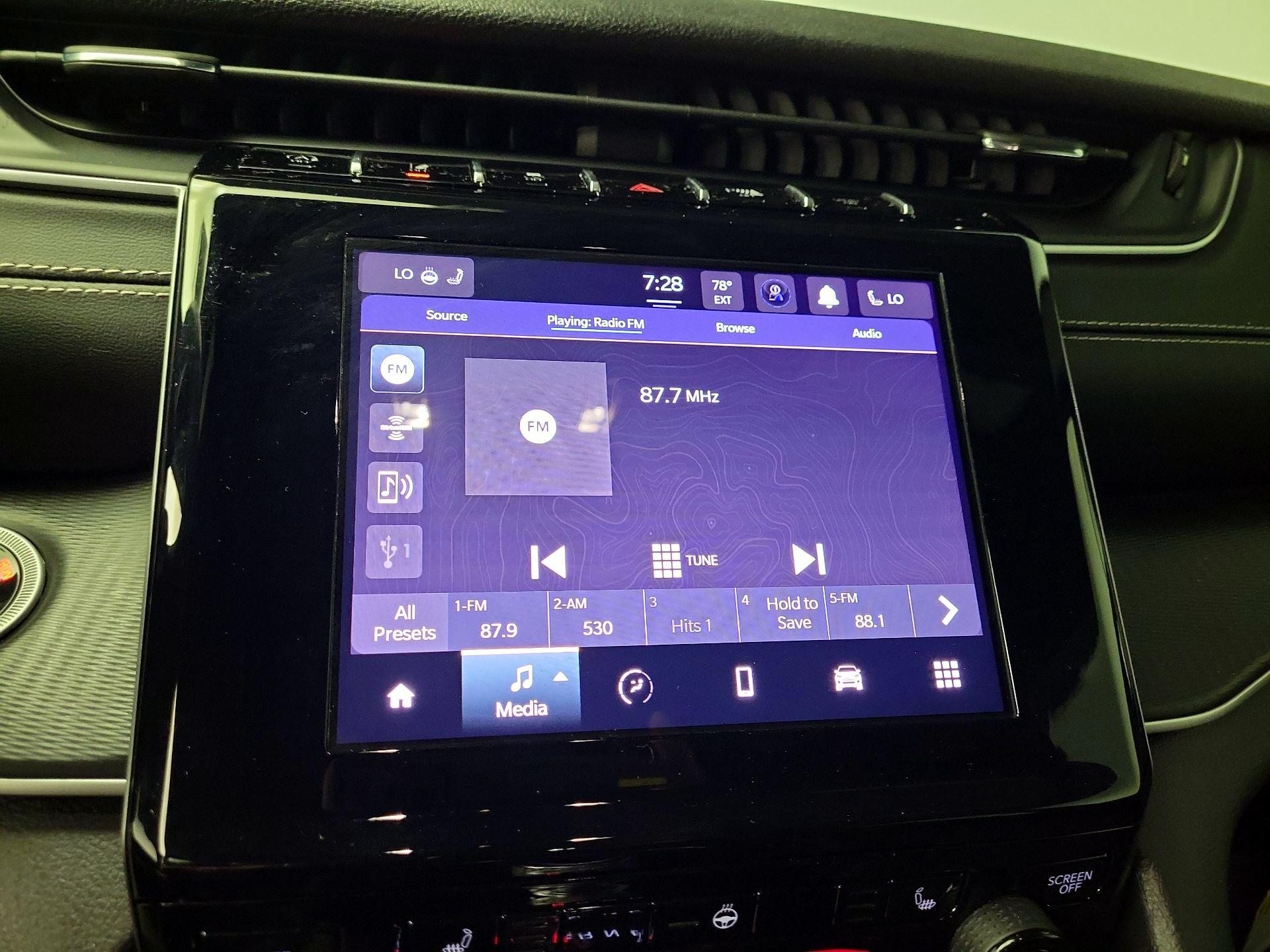 Thumbnail: 2024 Jeep Grand Cherokee - 15