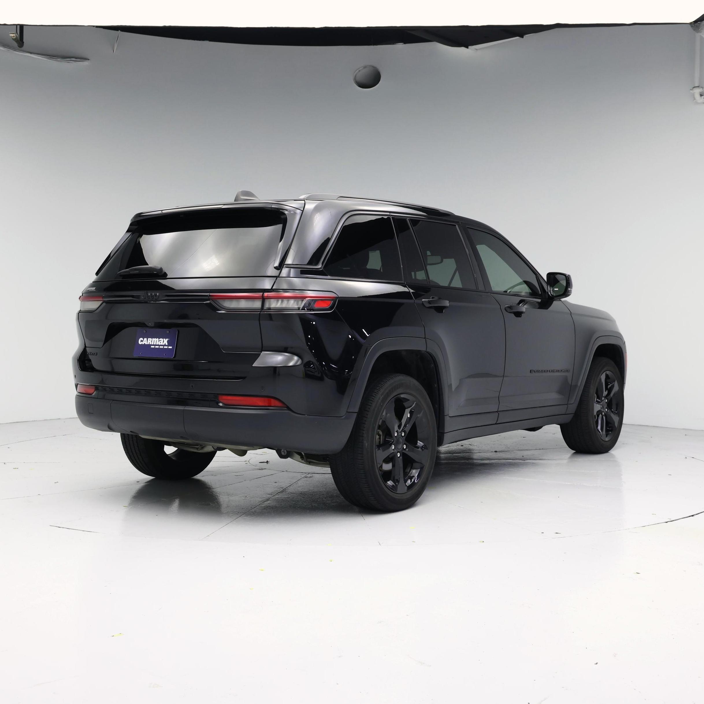 Thumbnail: 2024 Jeep Grand Cherokee - 8