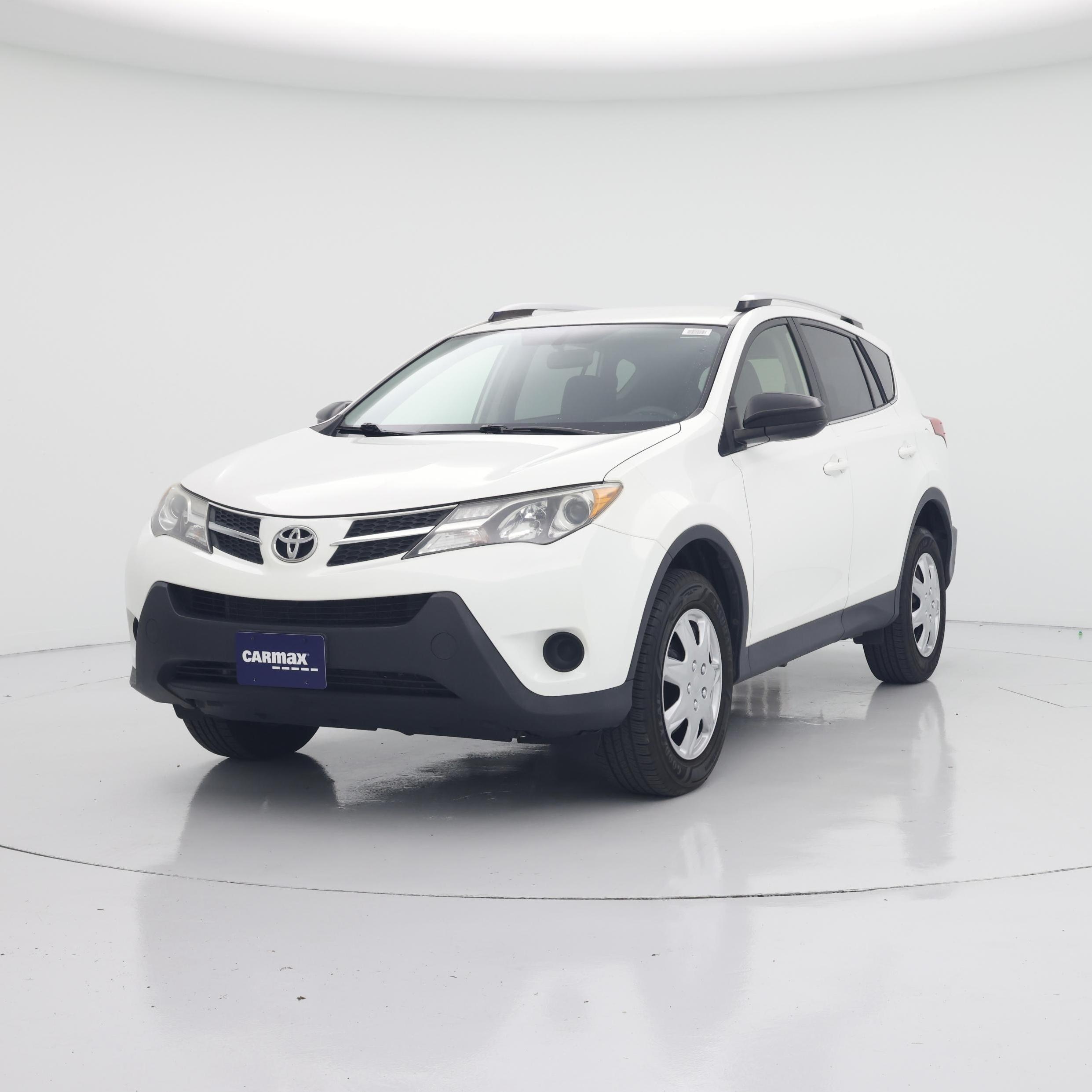 Thumbnail: 2015 Toyota RAV4 - 4