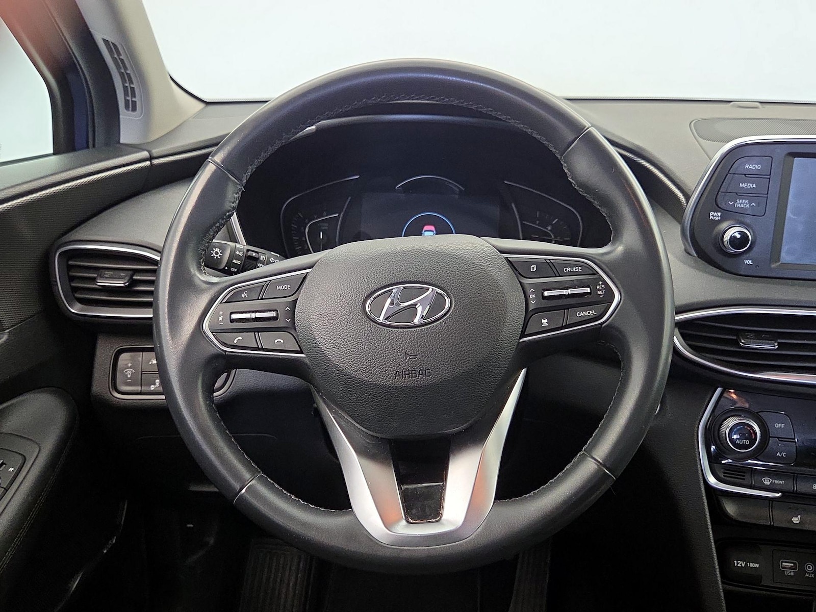 2019 Hyundai Santa Fe SEL Plus - Photo 11