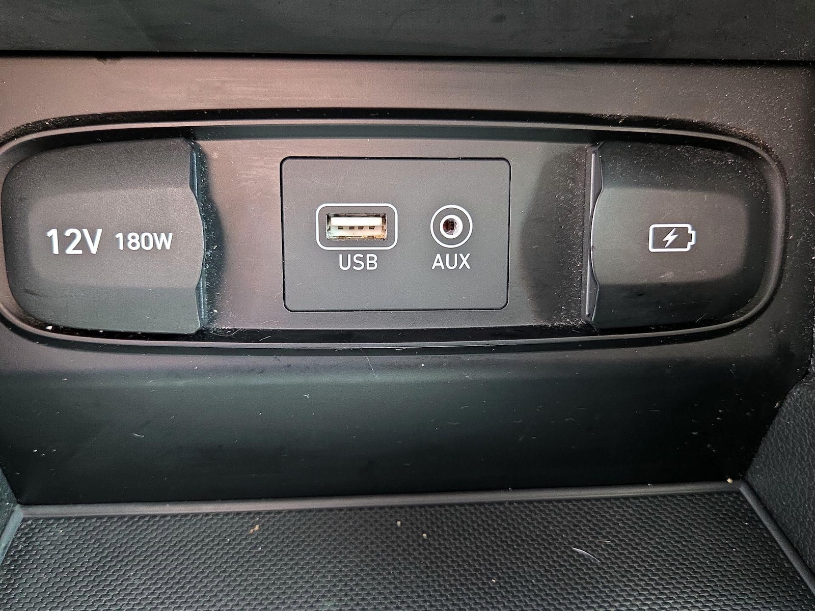 2019 Hyundai Santa Fe SEL Plus - Photo 19